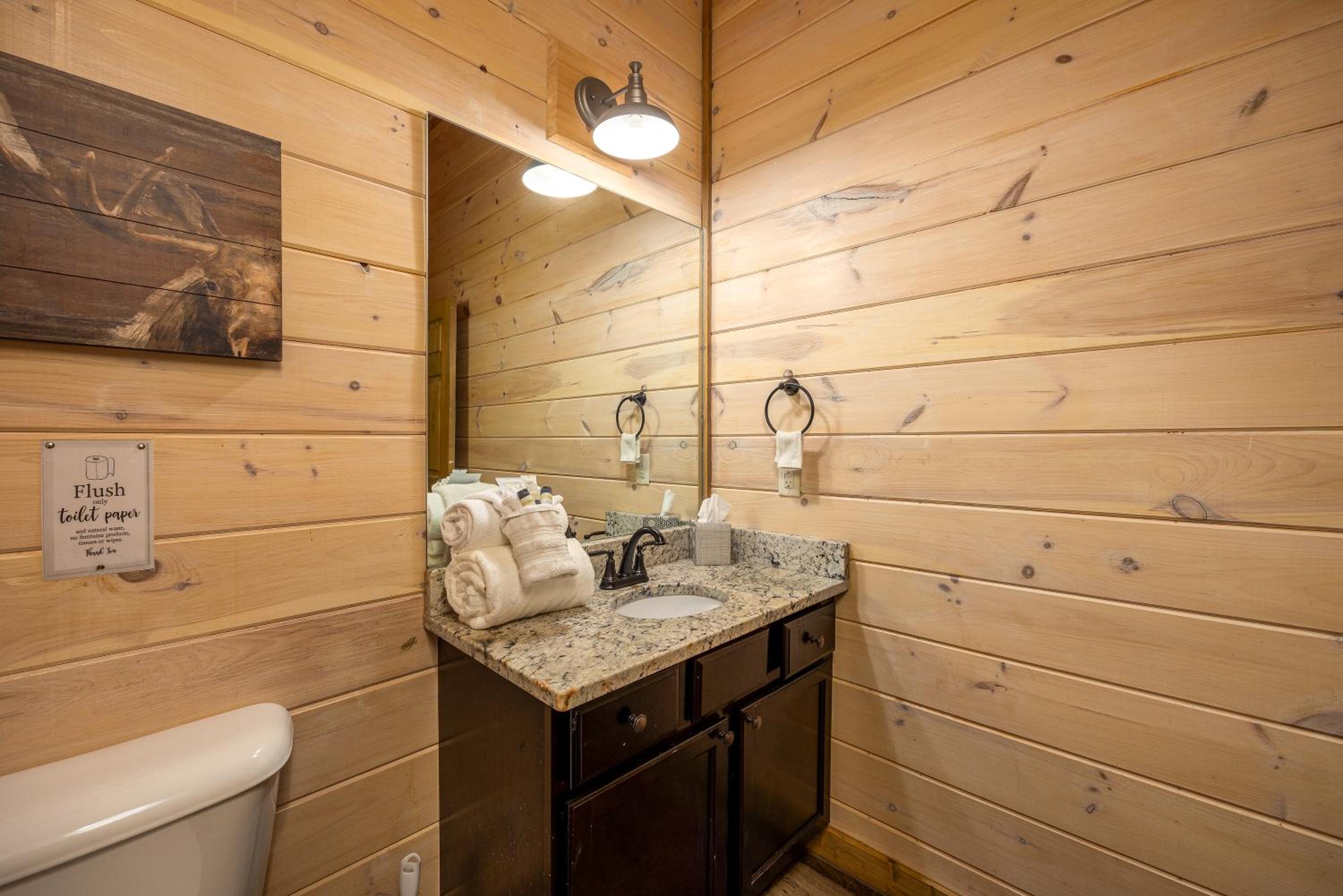 7-Bedroom Mountain Lodge Near Dollywood with Hot Tub, Theater Room & Resort Pool view 2