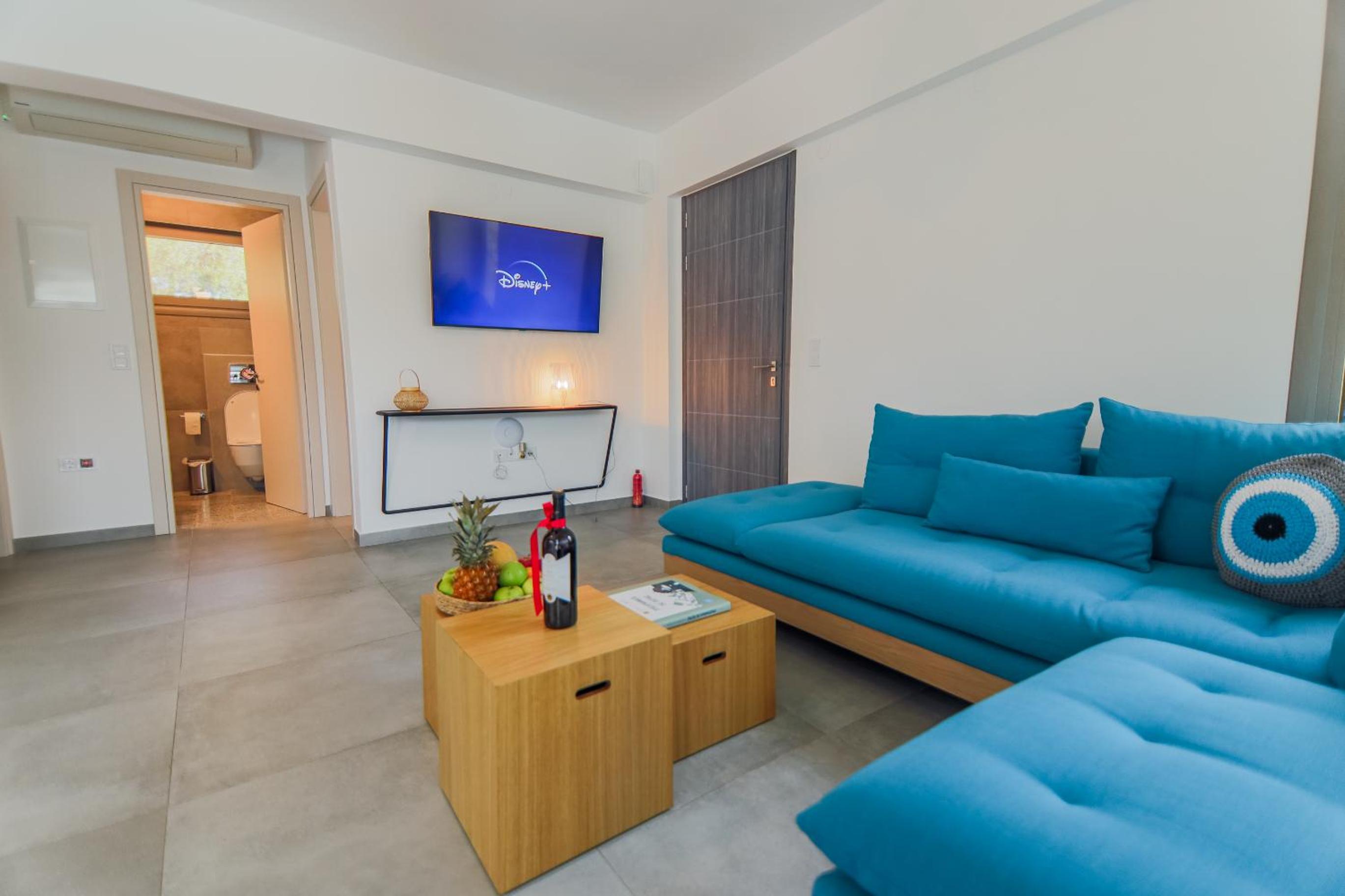 4 Roses Pool Villas
