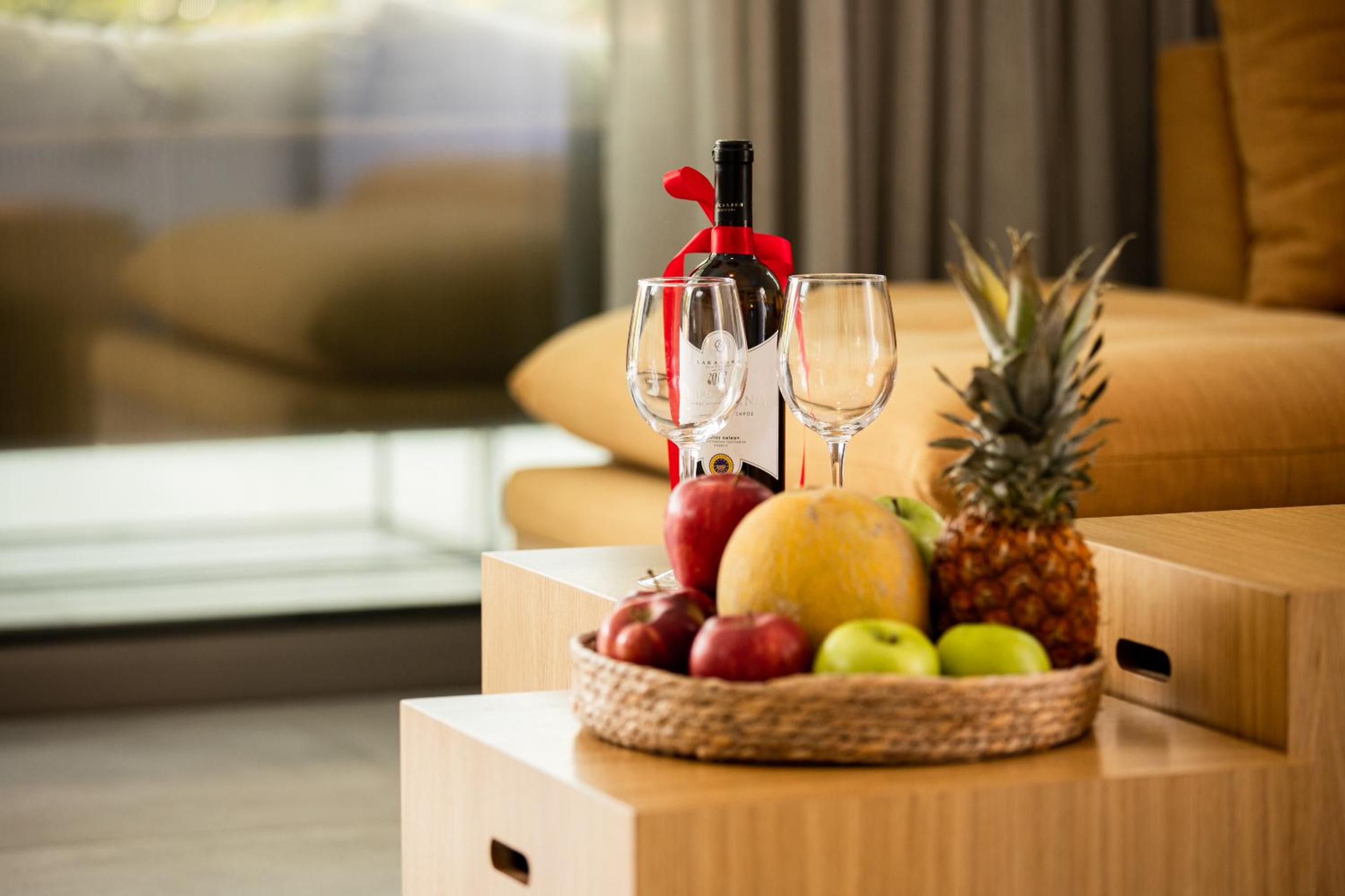 4 Roses Pool Villas