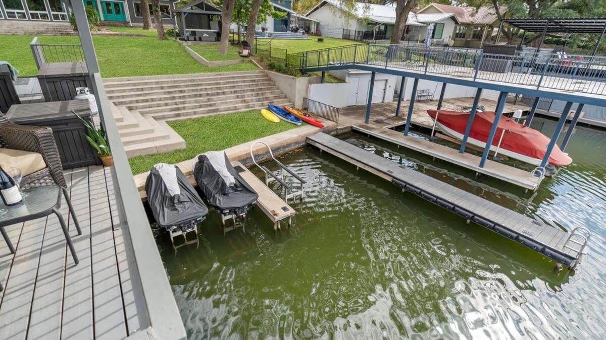 Lubinberry Lakeside Waterfront Home Hot Tub Boat Slip Jet Ski Lift