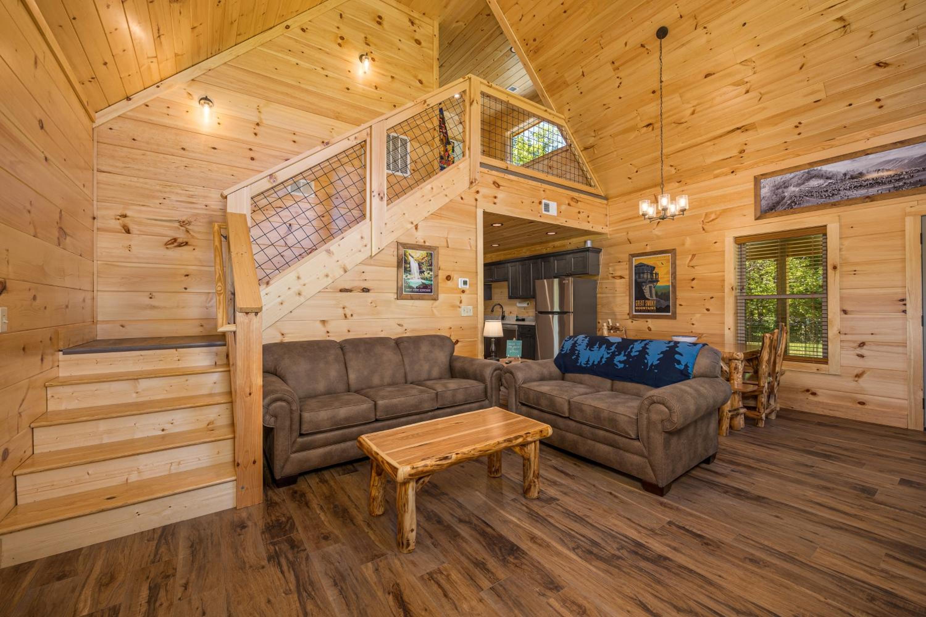 Happy Hideout, country livin with great mountain views, hot tub, arcades, fire pit, pets ok with fee view 4