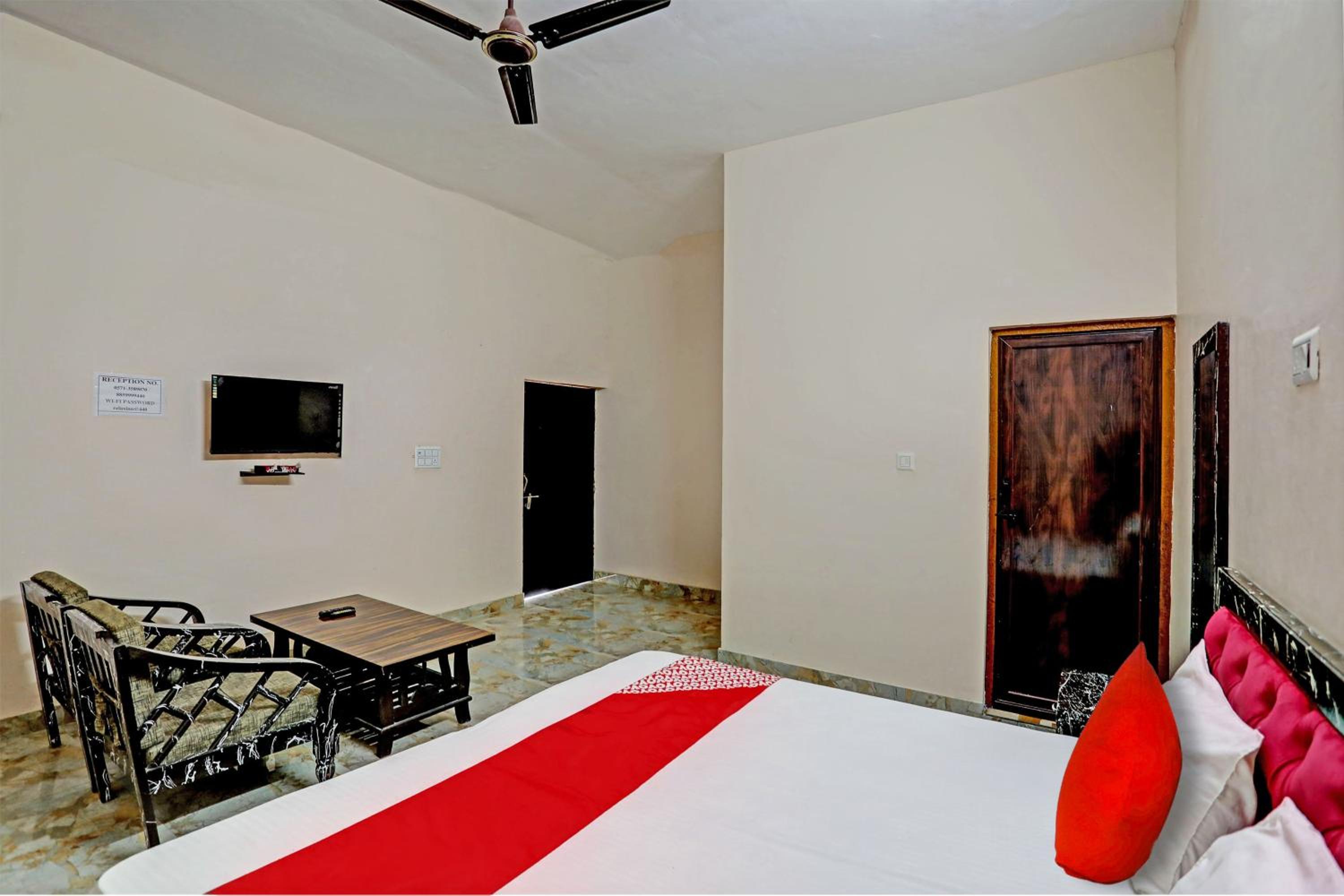 Hotel O RELAX INN