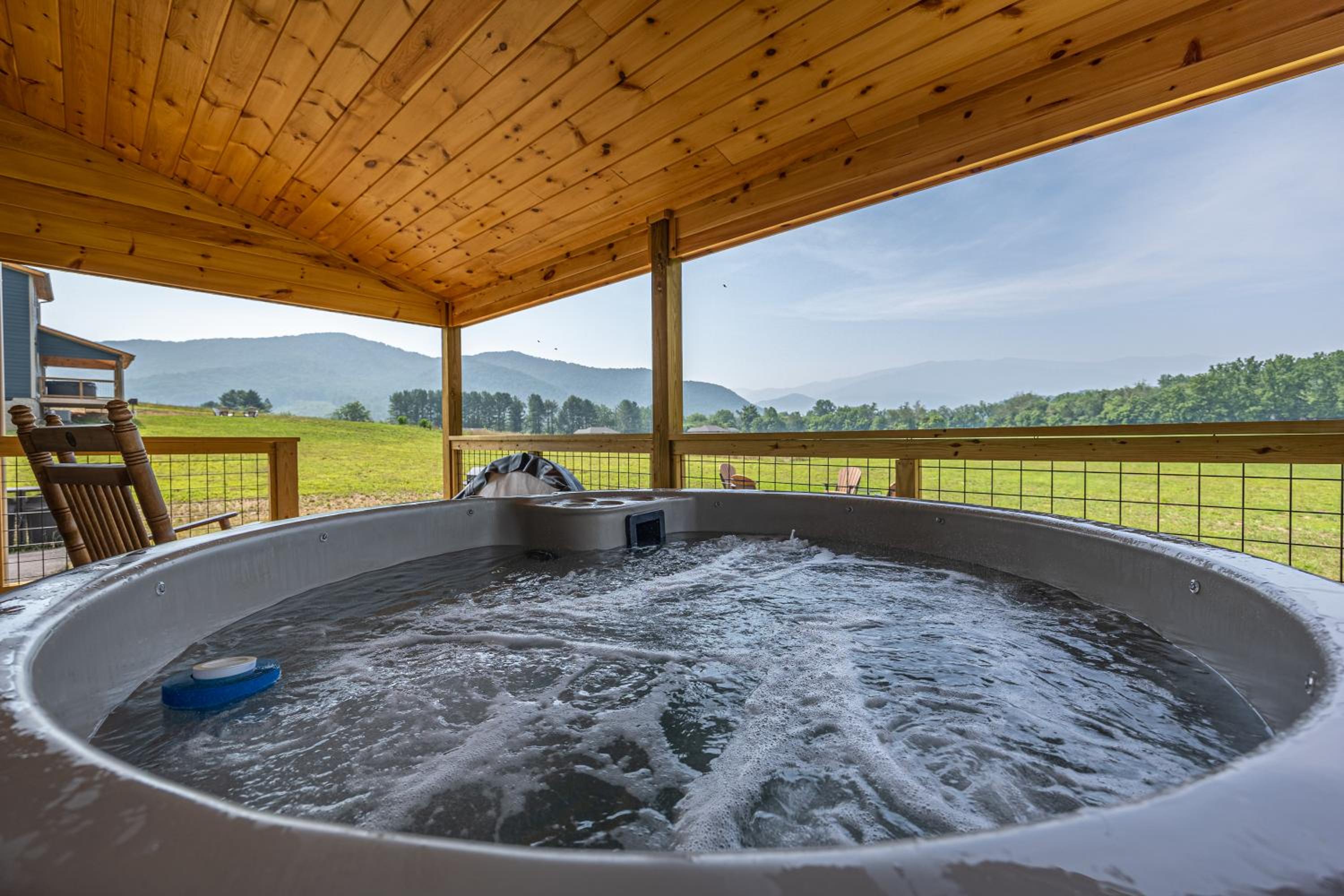 Misty Morning Meadow Breathtaking Smoky Mountain Cabin with Hot Tub, Views, & Free Tickets