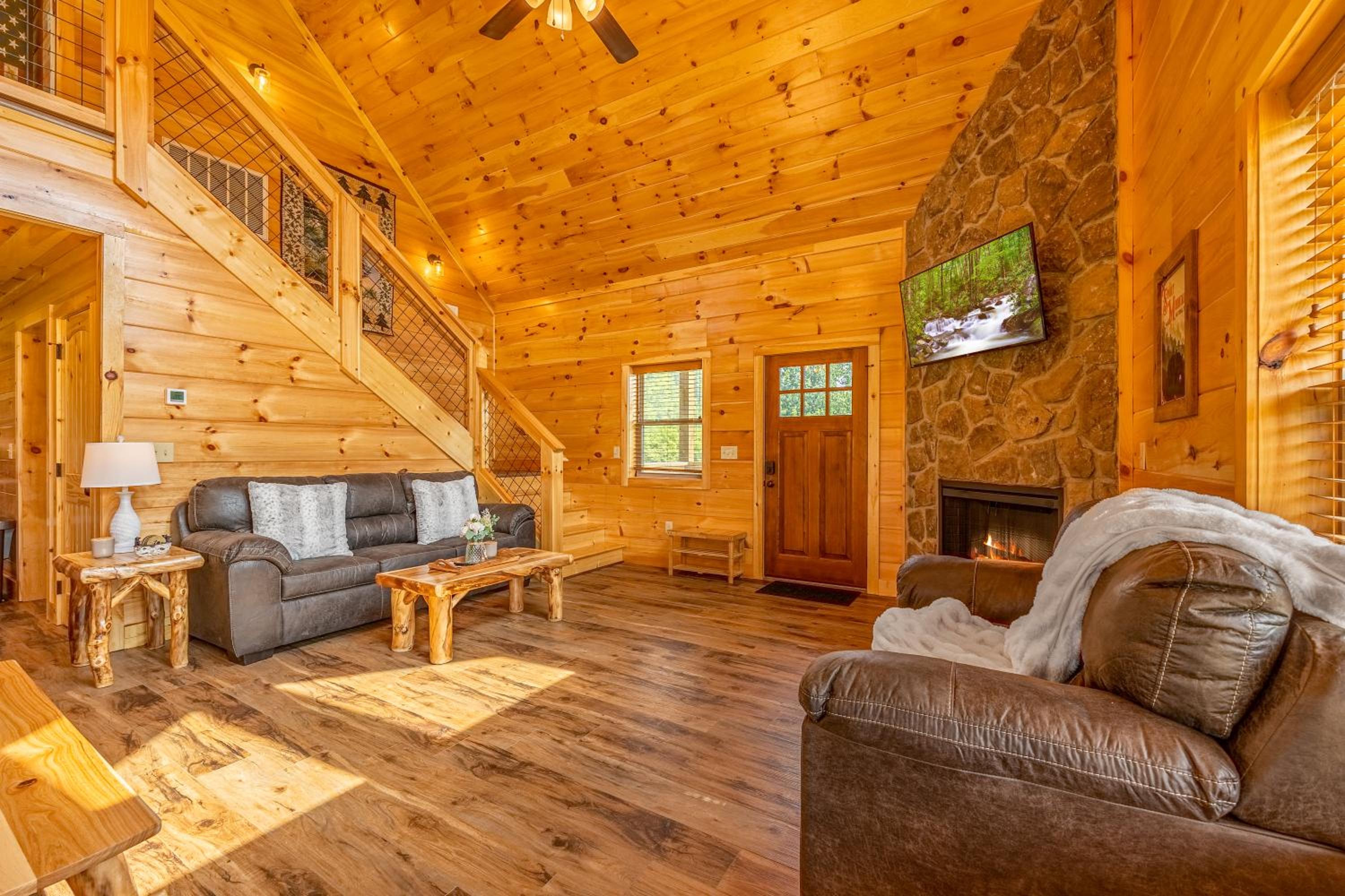 Misty Morning Meadow Breathtaking Smoky Mountain Cabin with Hot Tub, Views, & Free Tickets