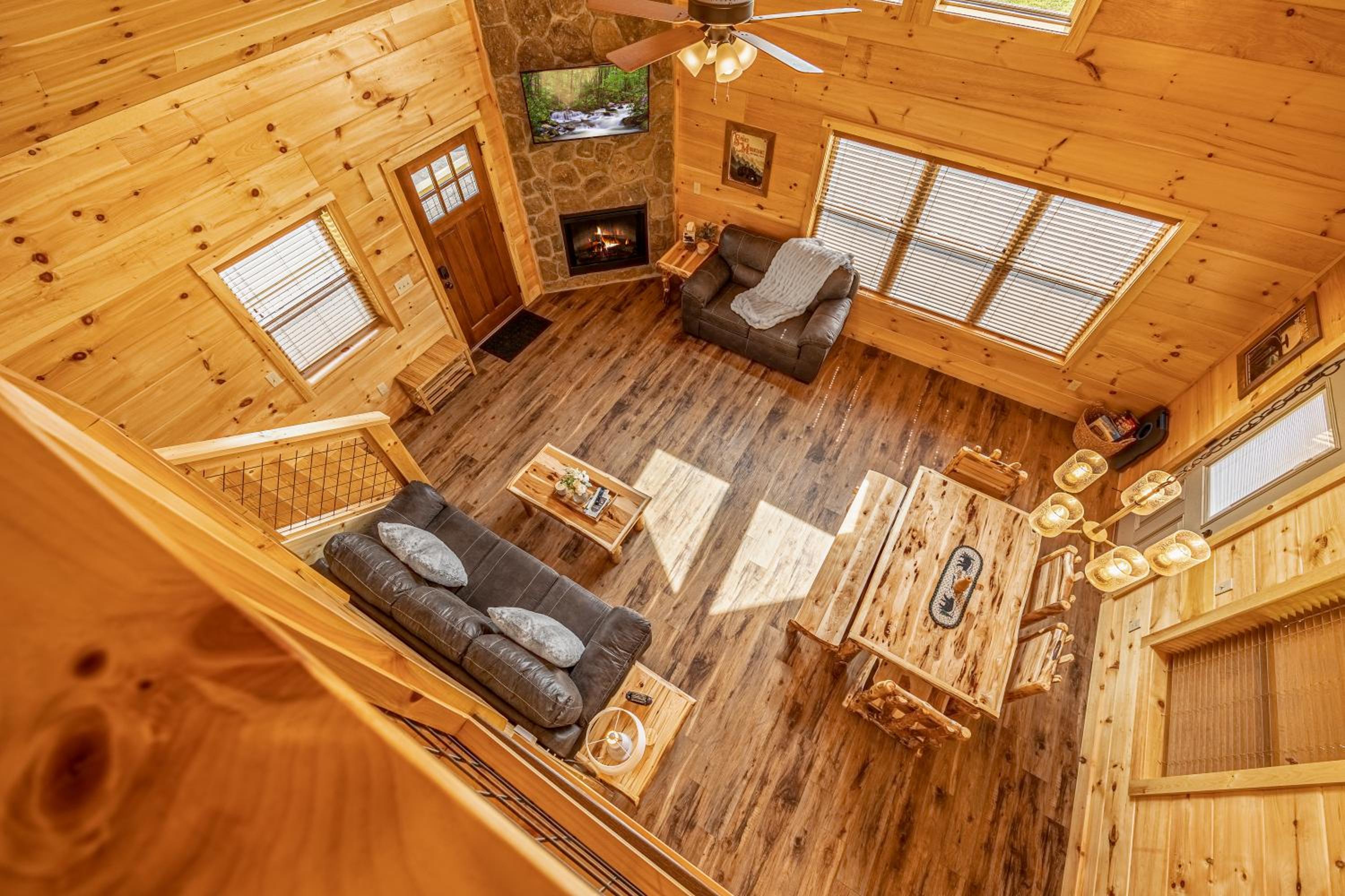 Misty Morning Meadow Breathtaking Smoky Mountain Cabin with Hot Tub, Views, & Free Tickets