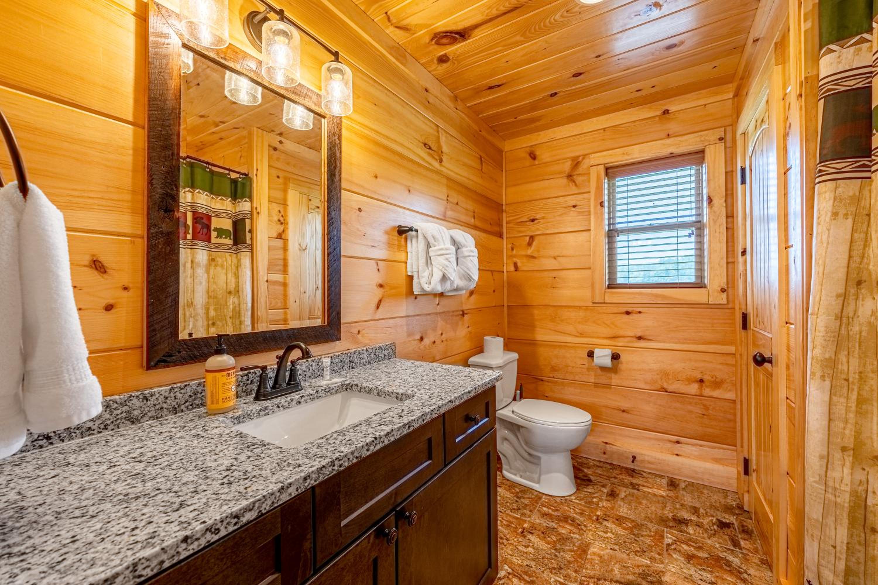 Misty Morning Meadow Breathtaking Smoky Mountain Cabin with Hot Tub, Views, & Free Tickets