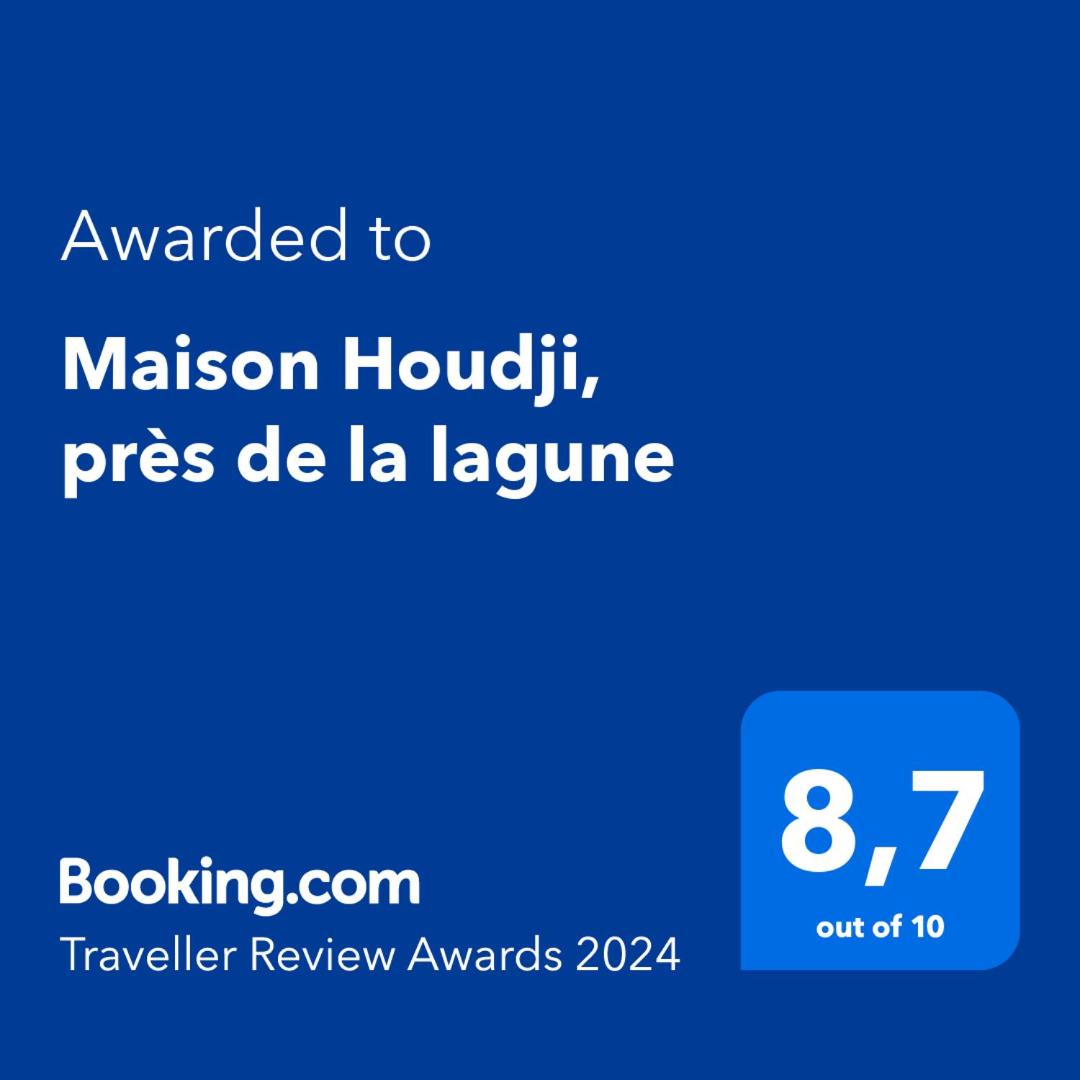 Maison Houdji, près de la lagune