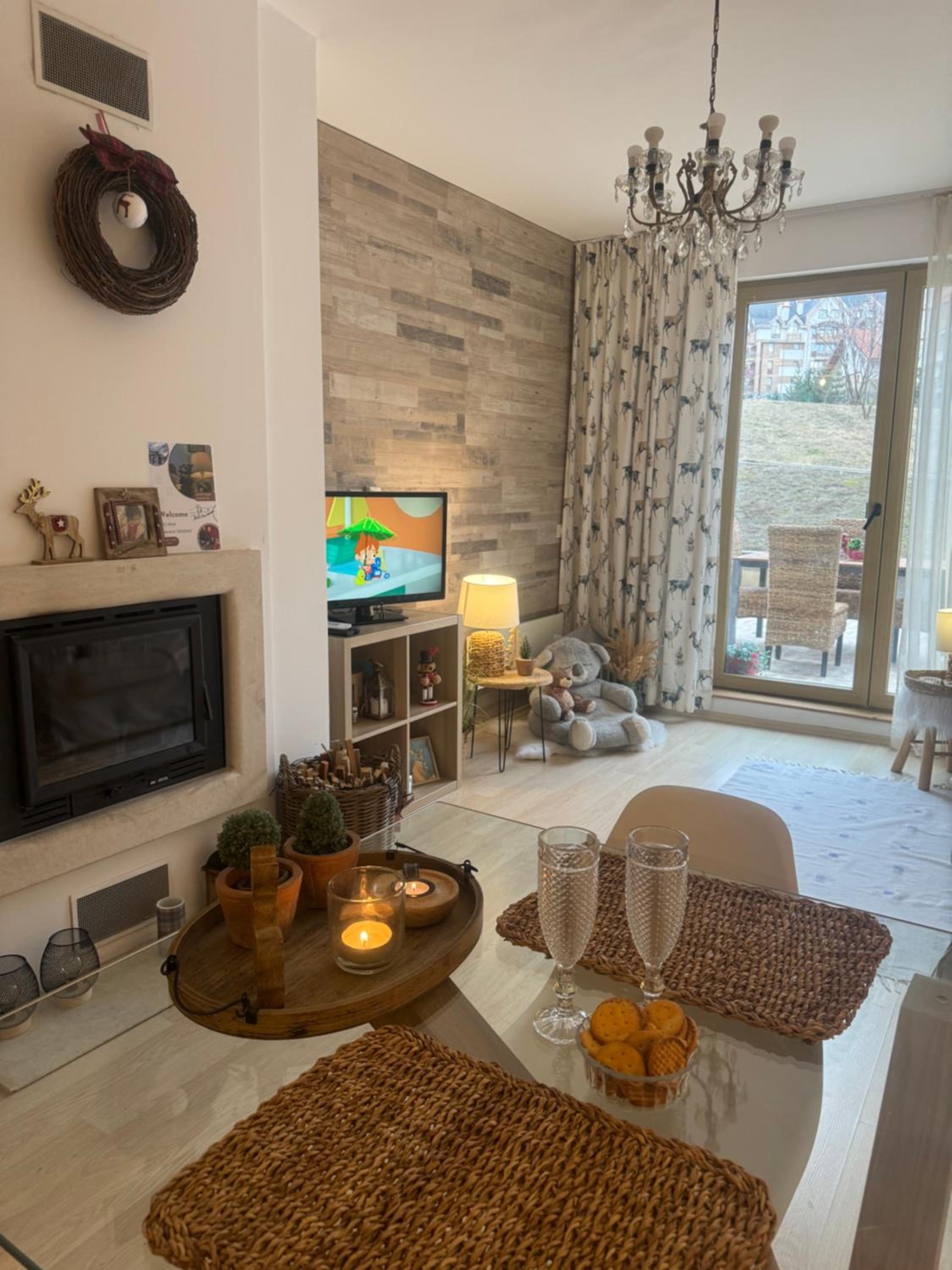 Bansko Vacations - Apartment Chalet 13 with Fireplace Terrace, St John Park - Property Image 2