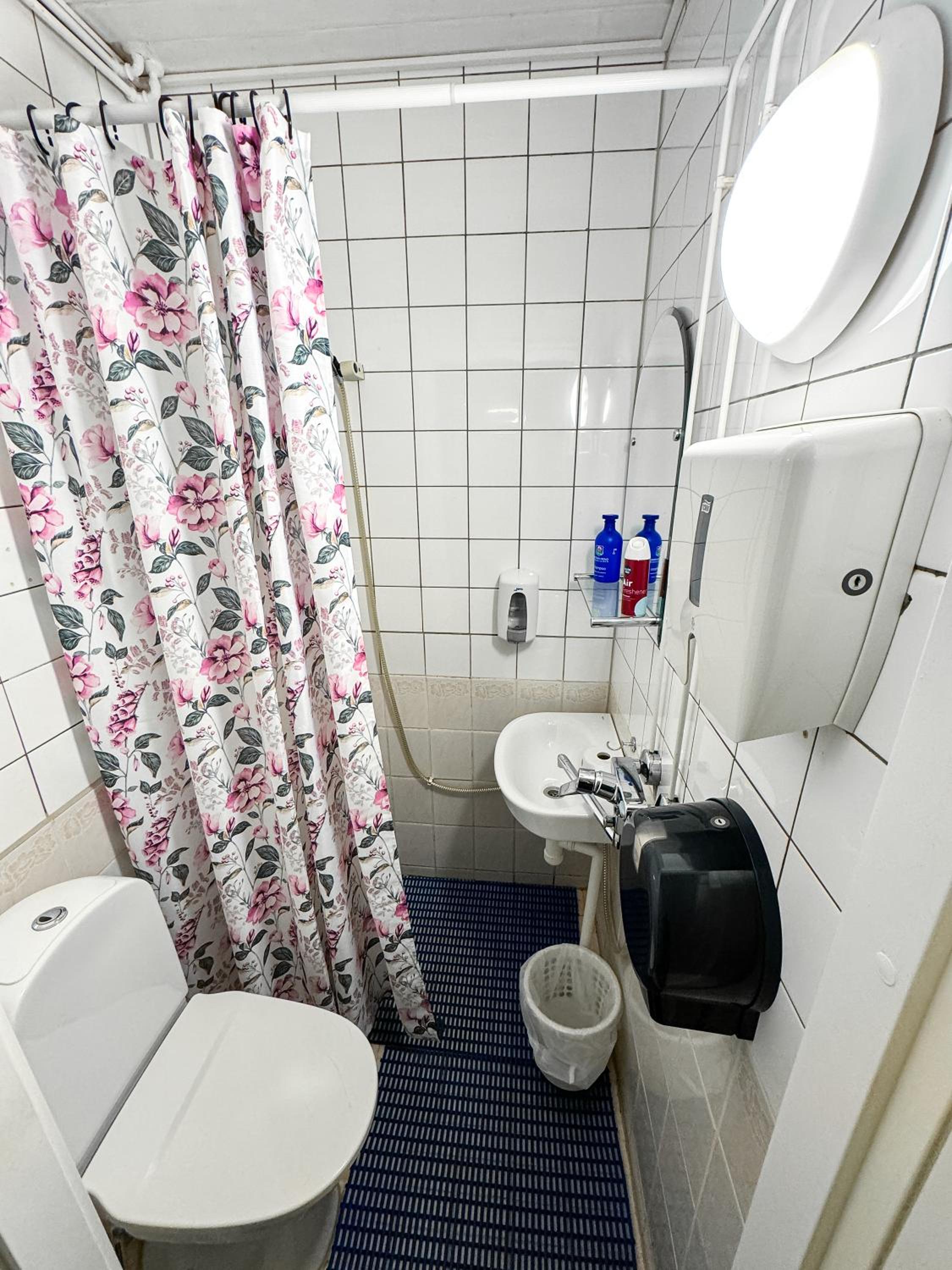 Photo 6