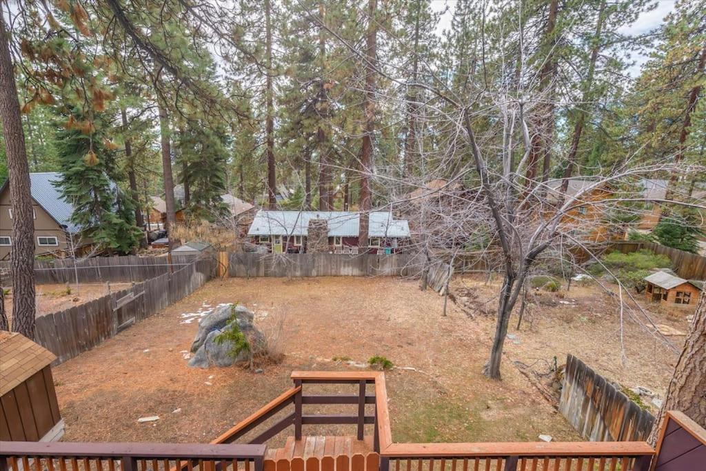 Cozy Pet-Friendly Cabin Hot-Tub Walk to Lake Tahoe Beach - Property Image 13
