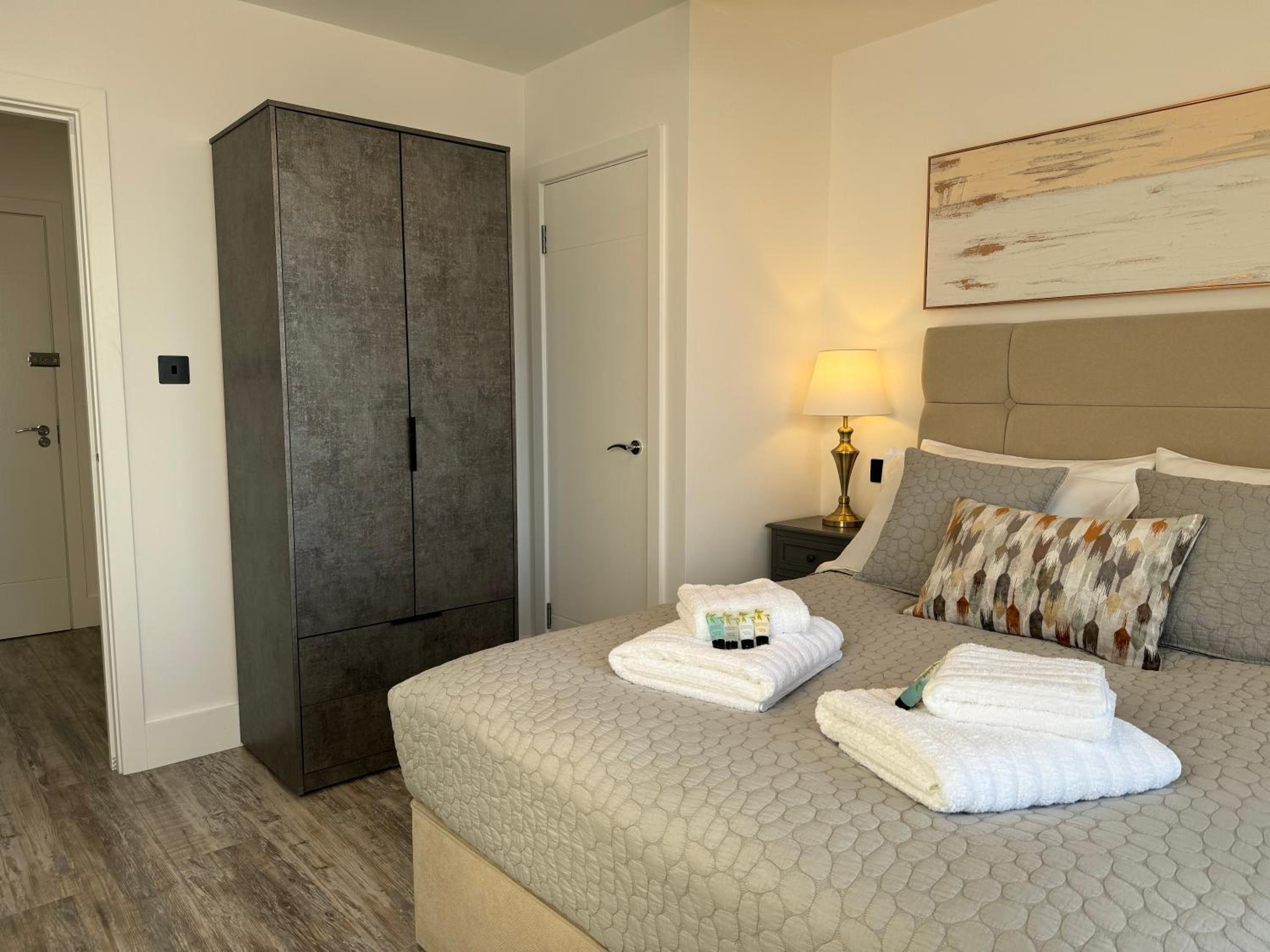 Elegant One Bedroom Apartment