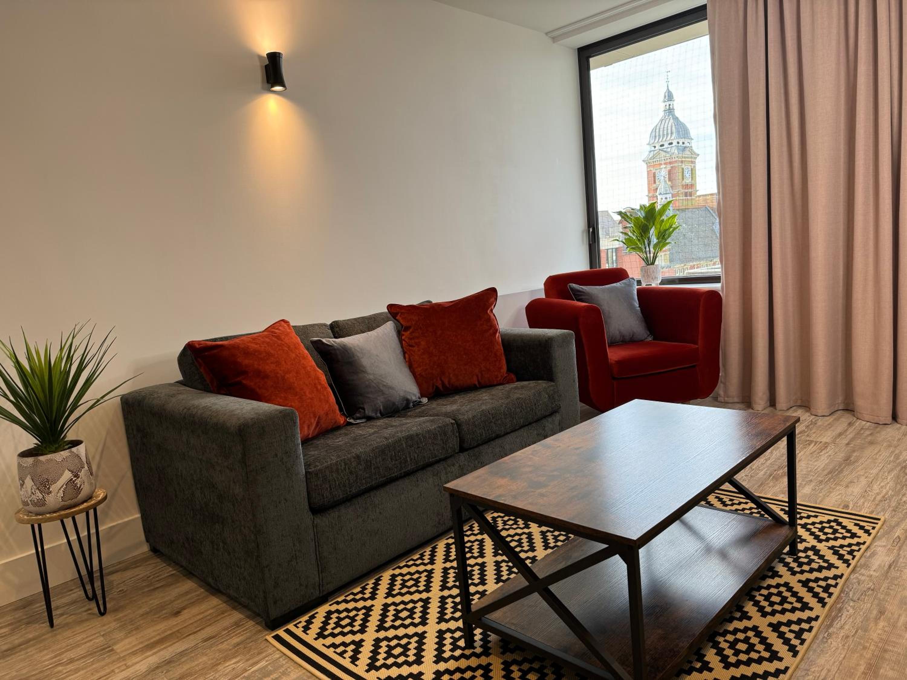Elegant One Bedroom Apartment