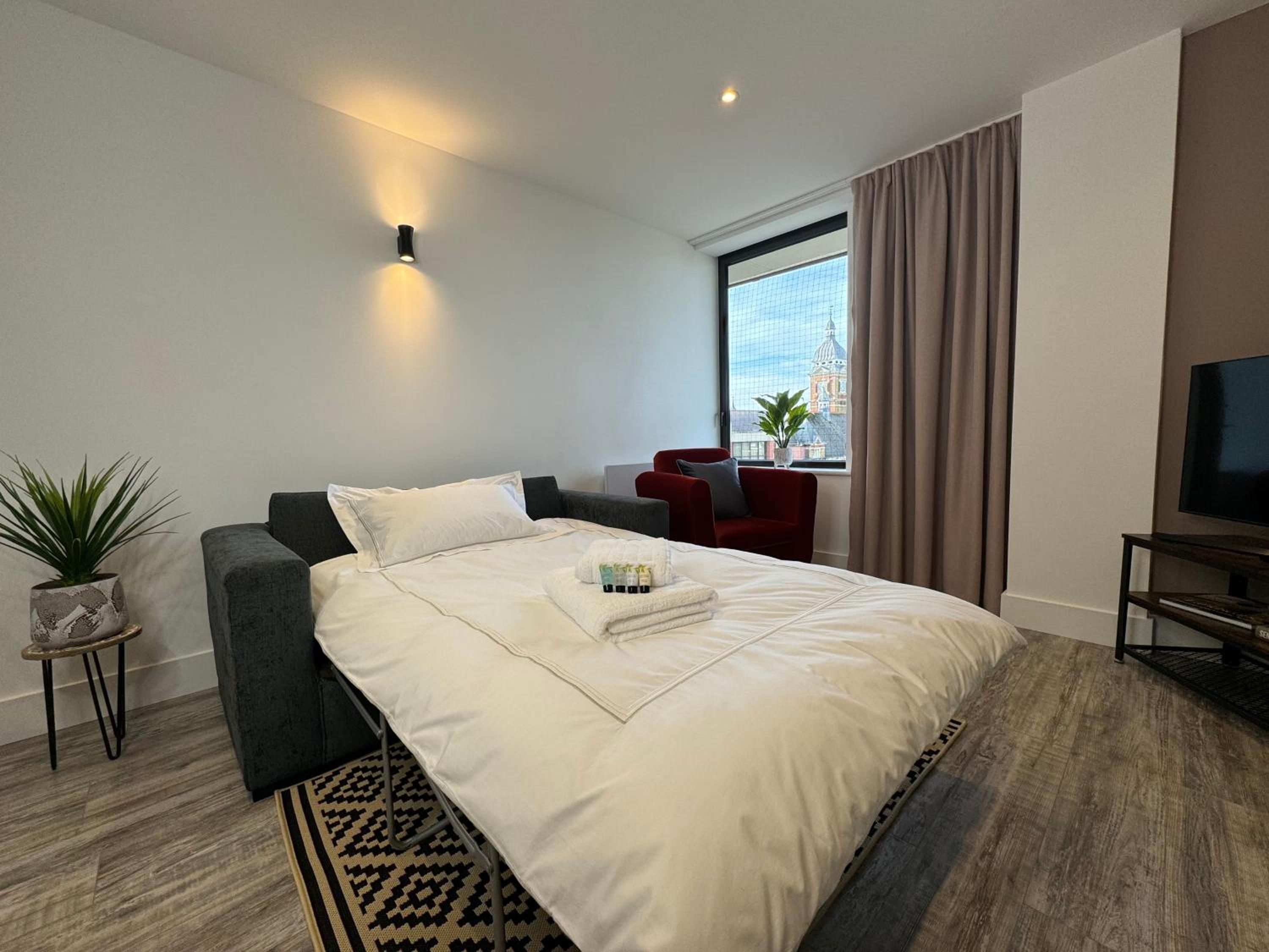 Elegant One Bedroom Apartment