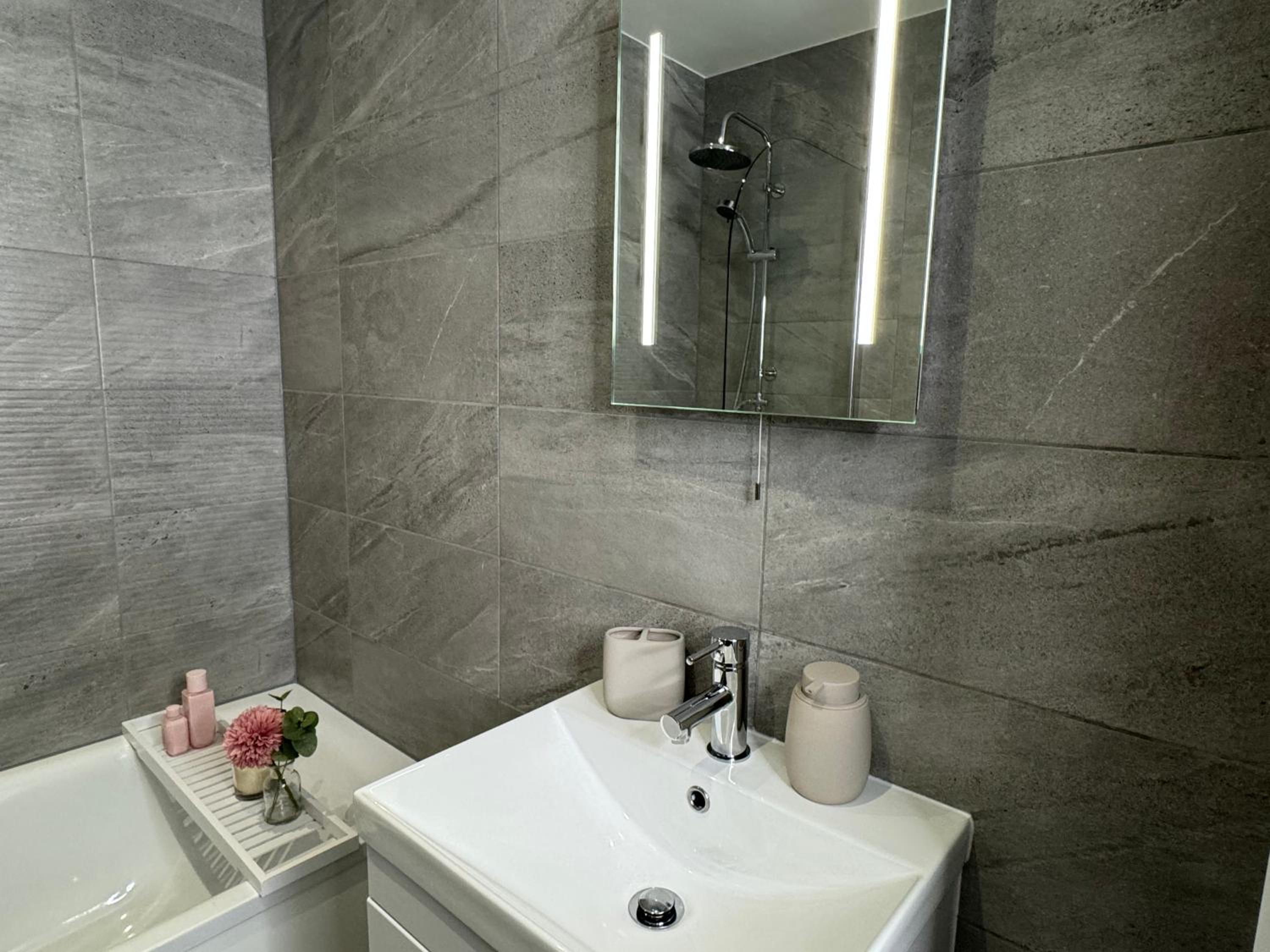 Elegant One Bedroom Apartment