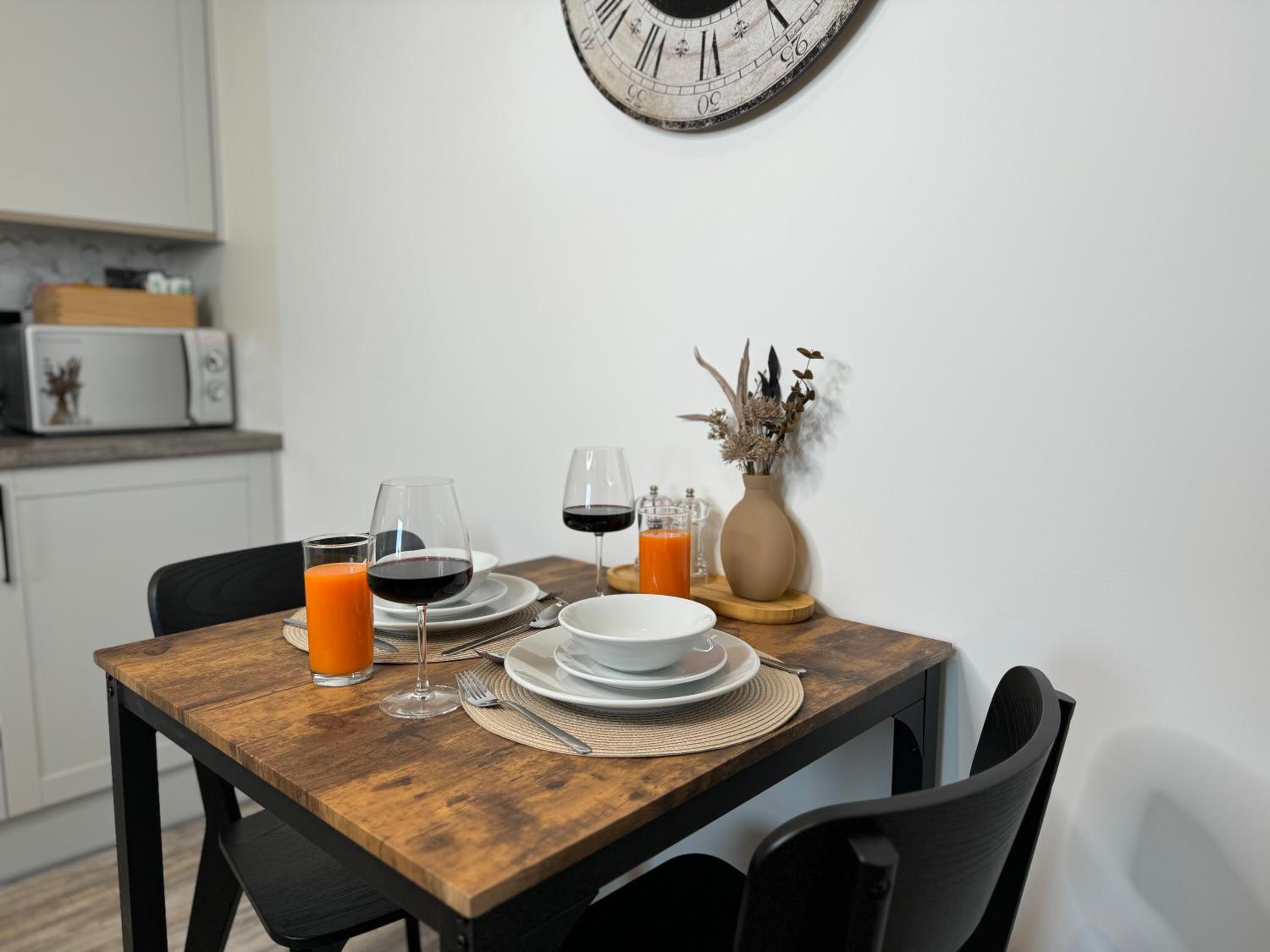 Elegant One Bedroom Apartment