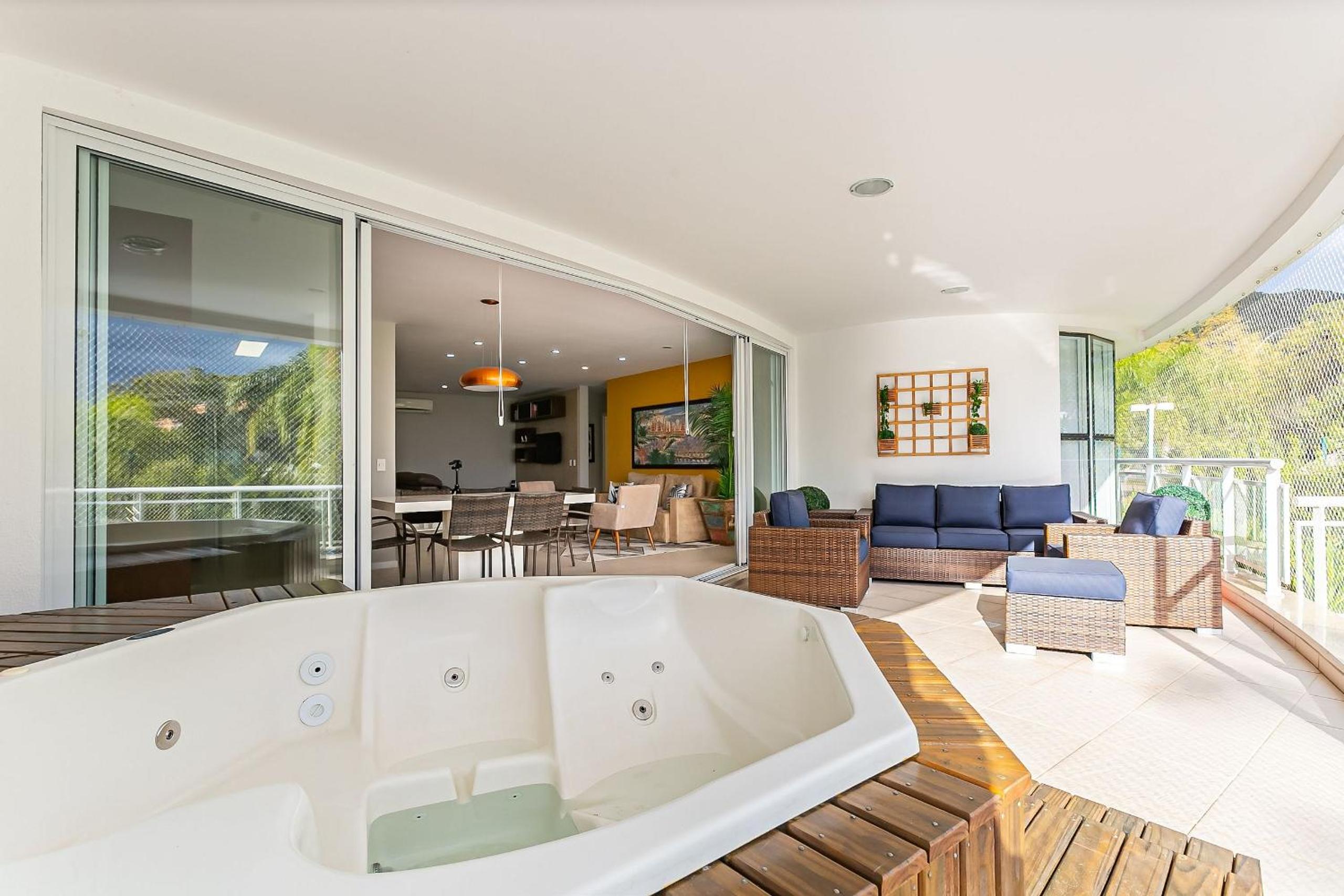 MHE - Apartments close to the beach Floripa/SC