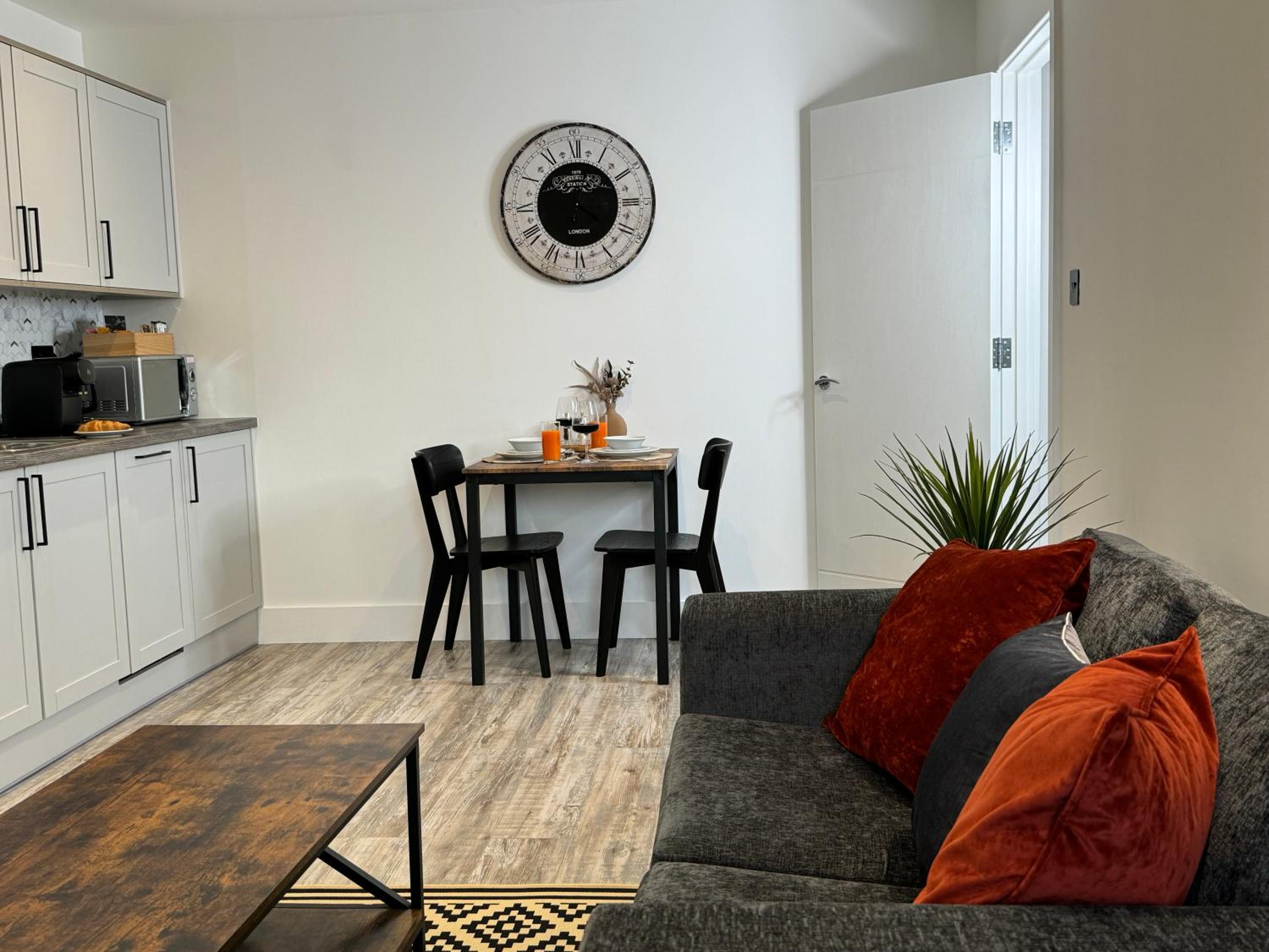 Elegant One Bedroom Apartment