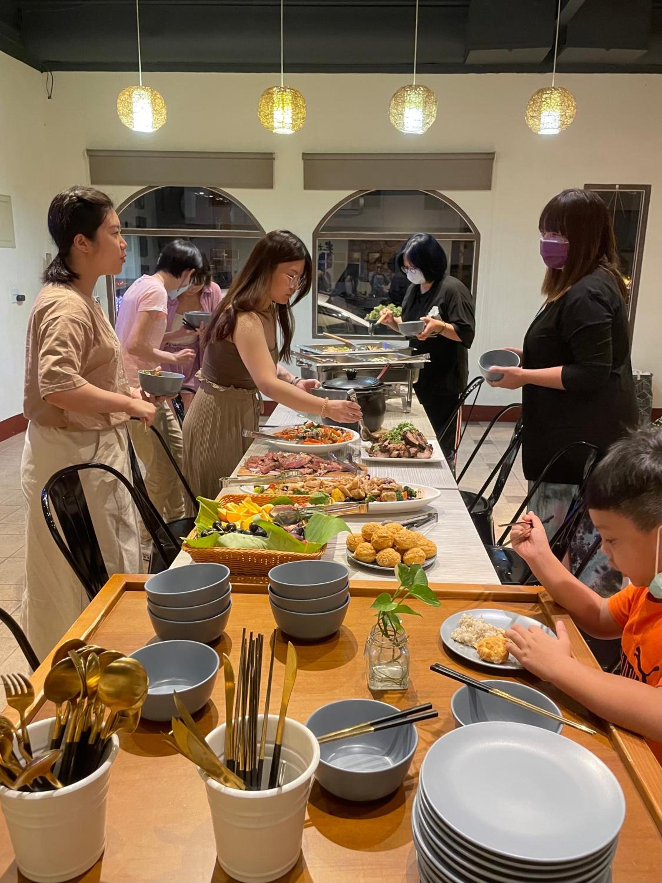 dining