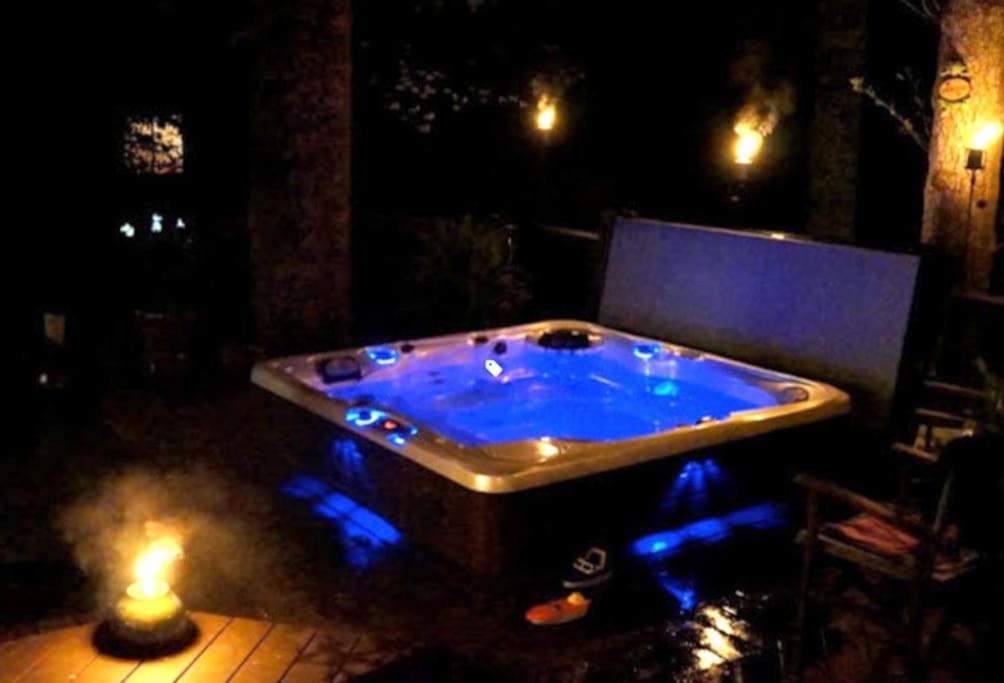 The Old Stables - Self Contained Cottage - Hot Tub and Pool view 3