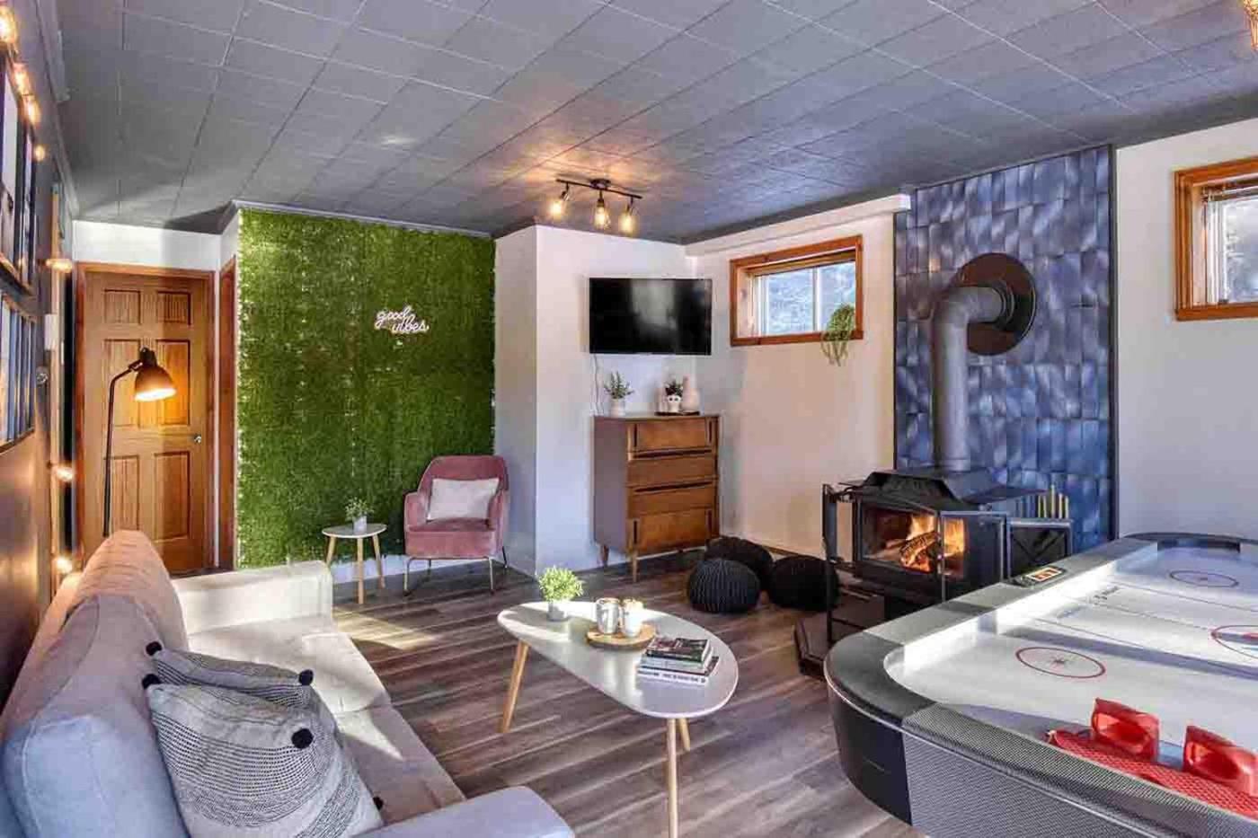 Spacious cottage in forest with spa