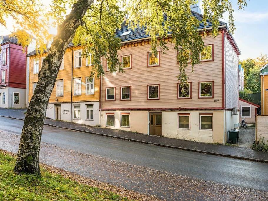 2-BR close to city centre view 2