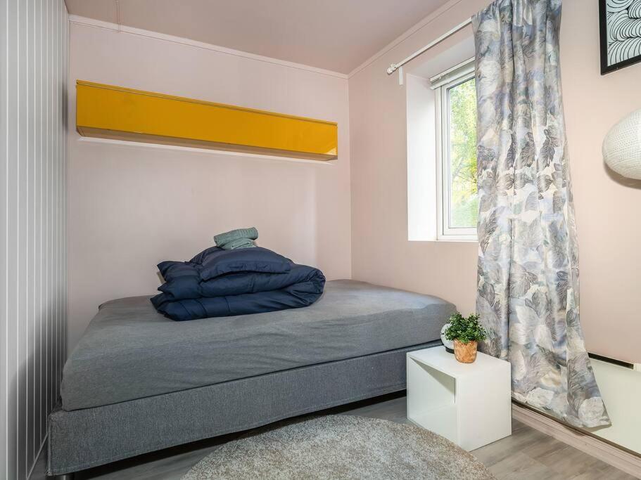 2-BR close to city centre view 5