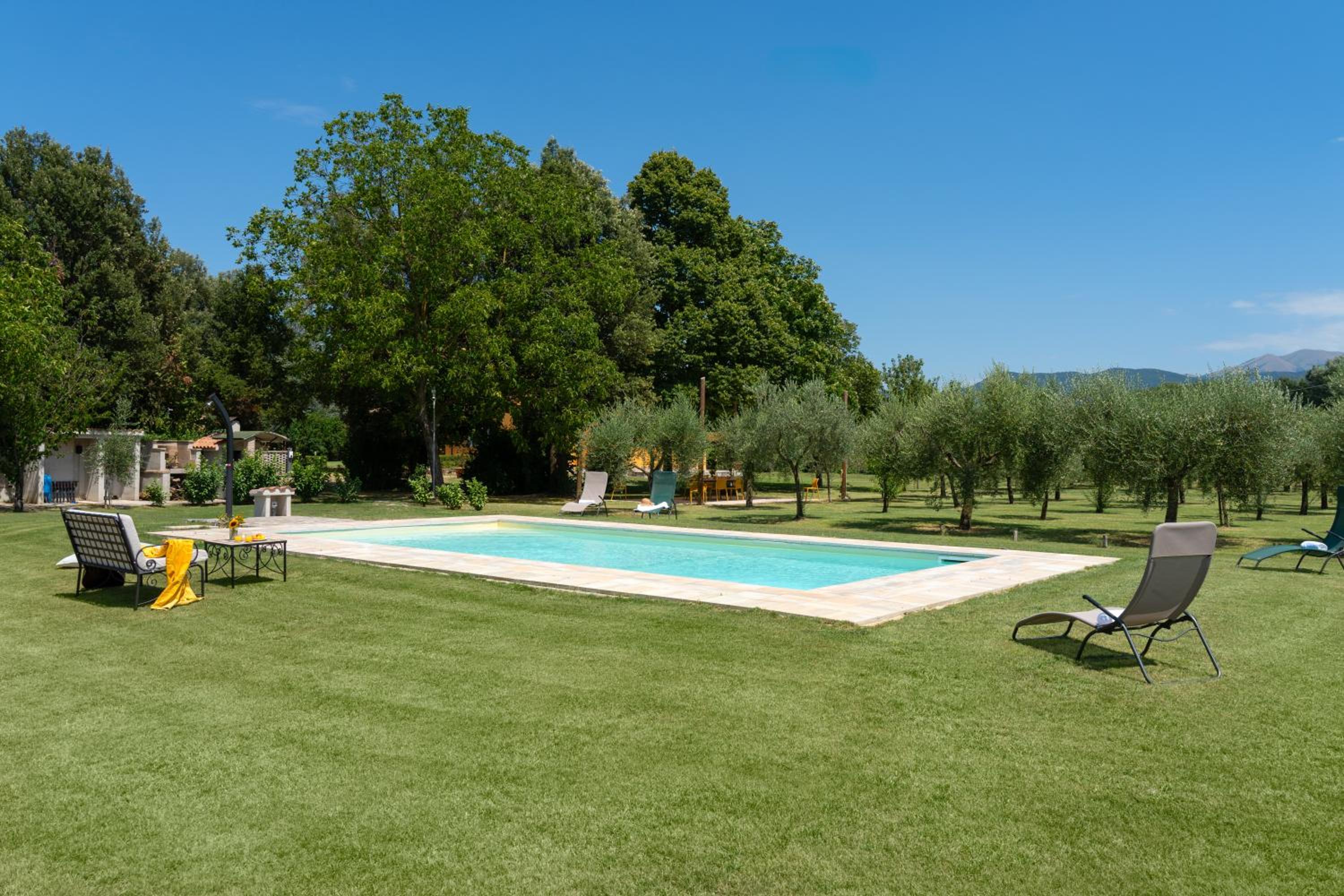 Giardino di Tosca view 2