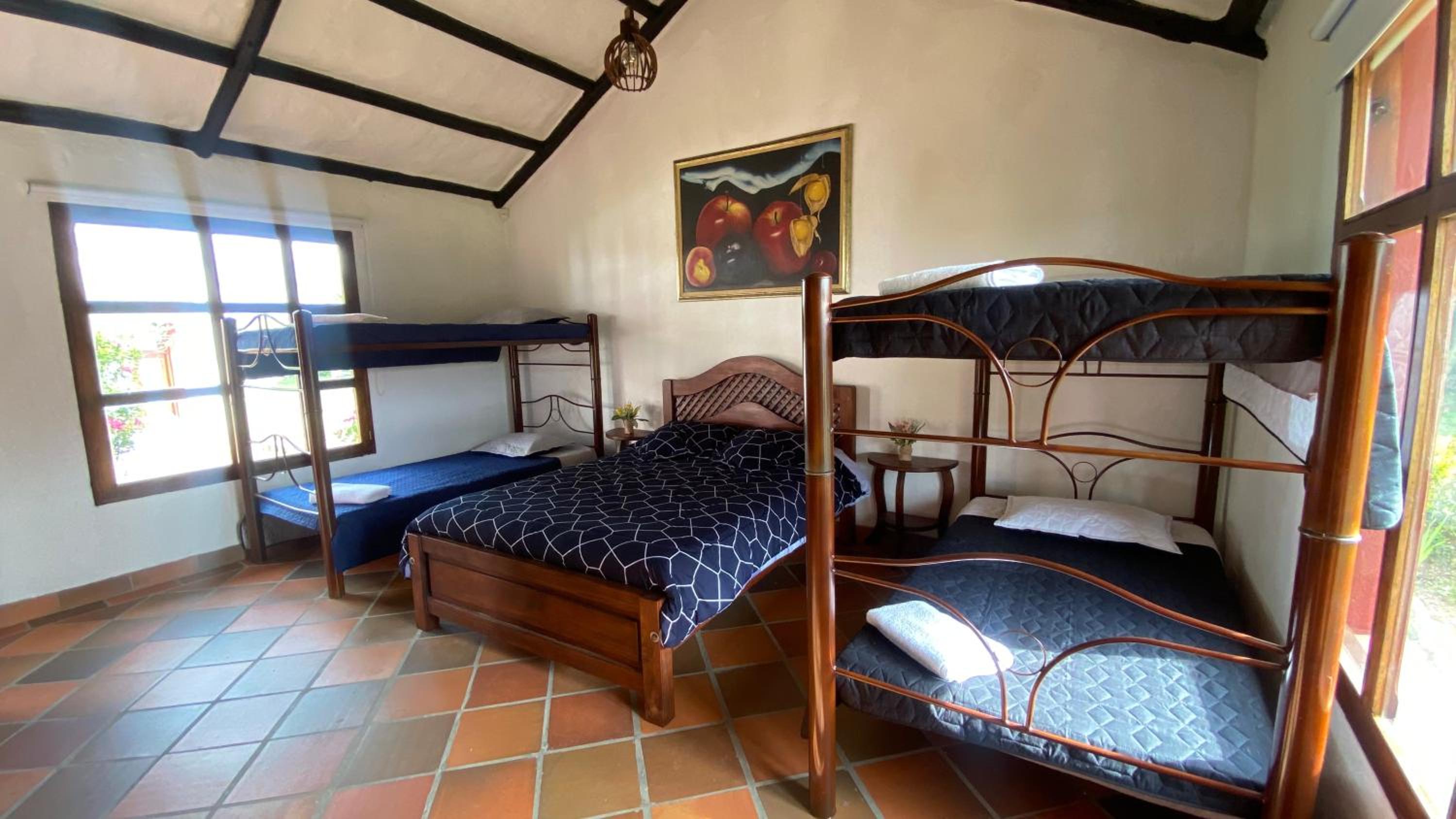 Villa Mariana - Casa Campestre Privada - Hasta 16 Personas