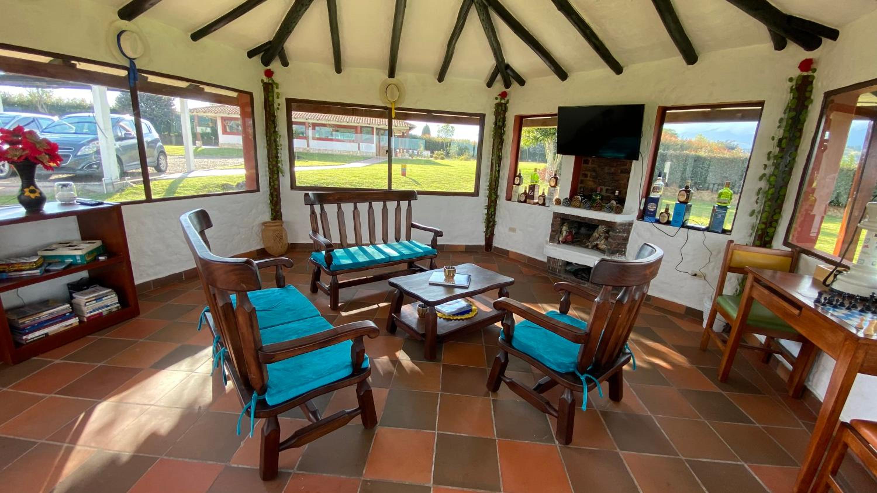 Villa Mariana - Casa Campestre Privada - Hasta 16 Personas