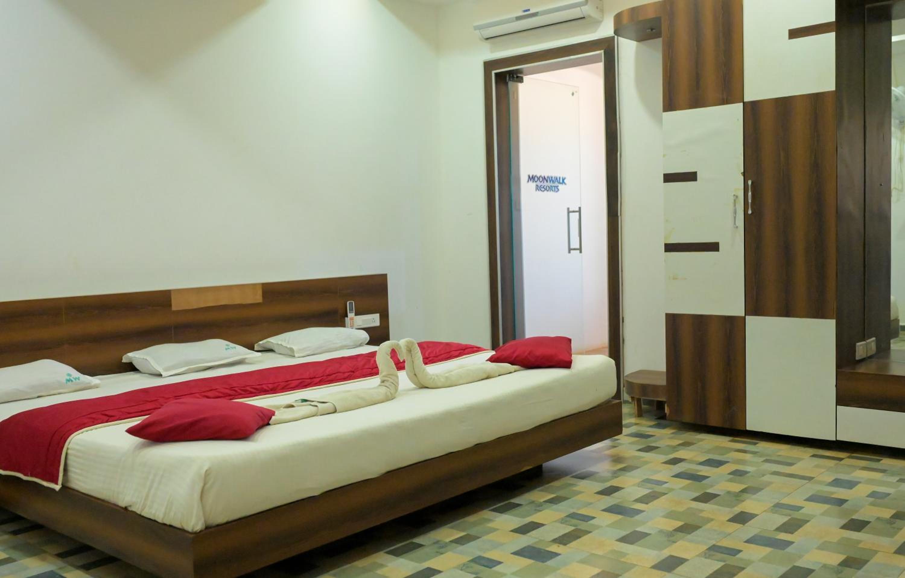 Moonwalk Resorts