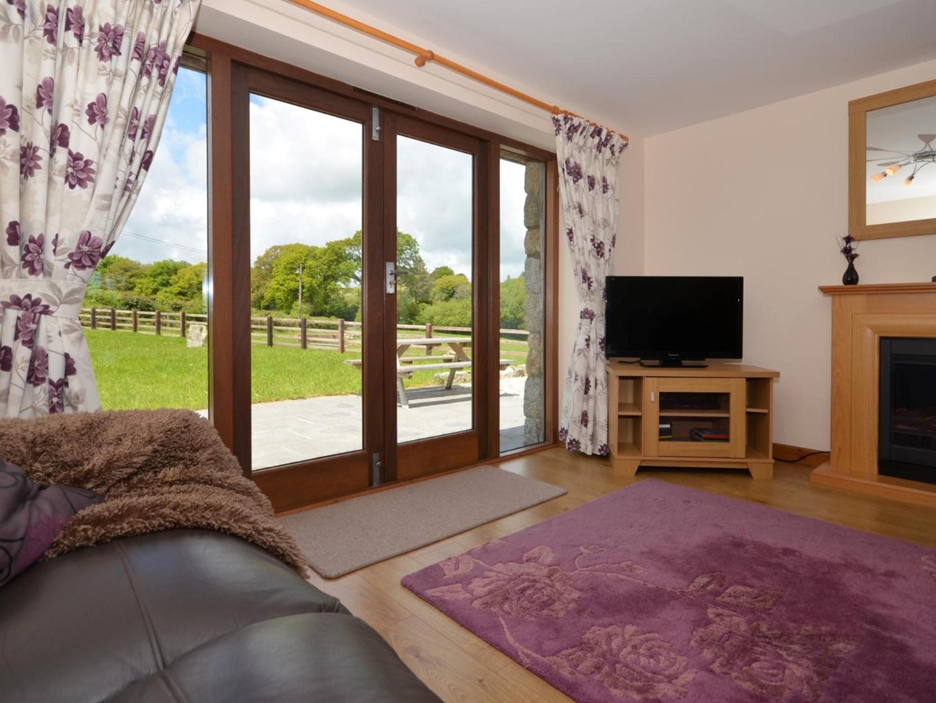 3 Bed in Launceston oc-oldoa view 4