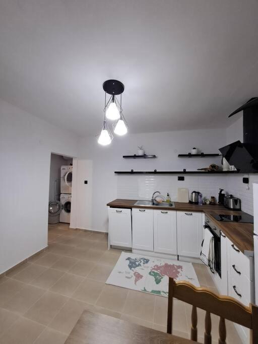 White House Apartments - Boho