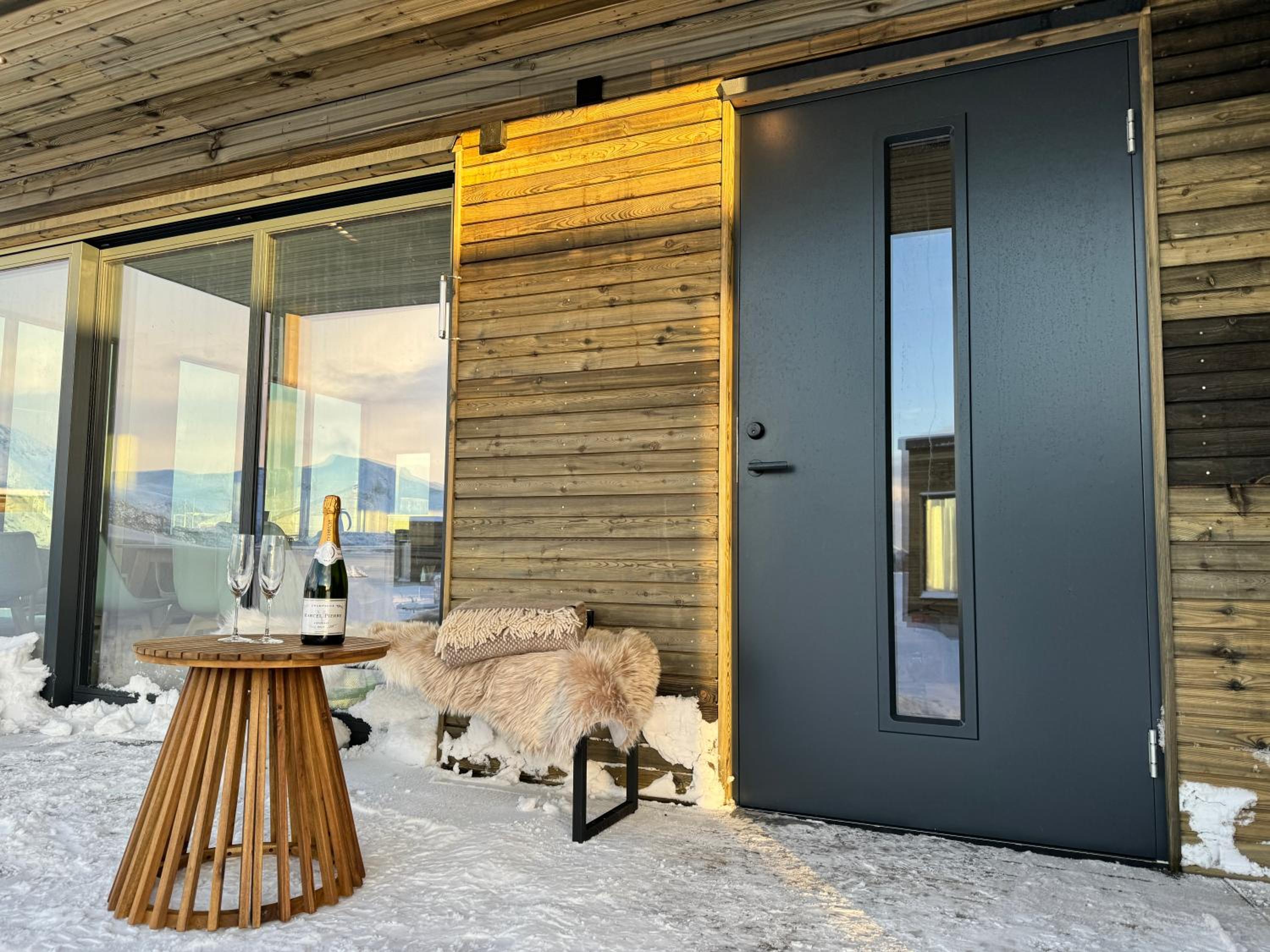 Lyngvær Aurora Lodge - Jacuzzi - No 03