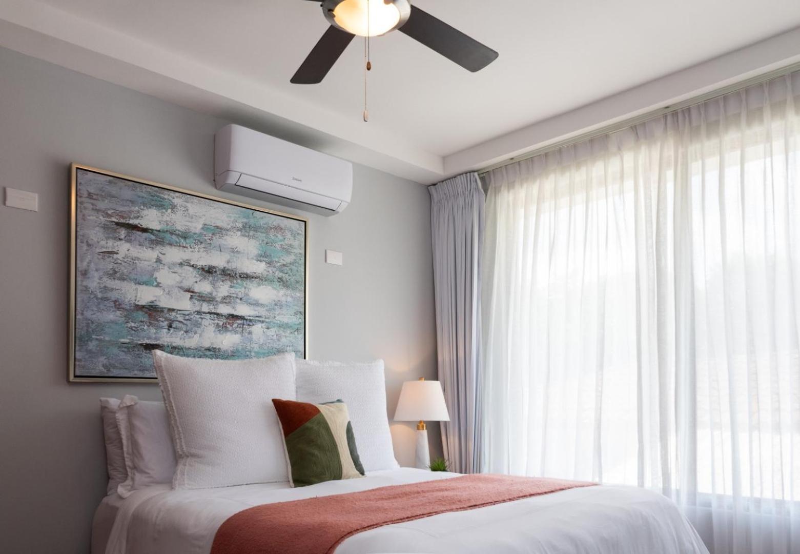 Family Condo Escape 2BR Gated Pool Jacuzzis Security Terrace 2km Walk Beach and Town