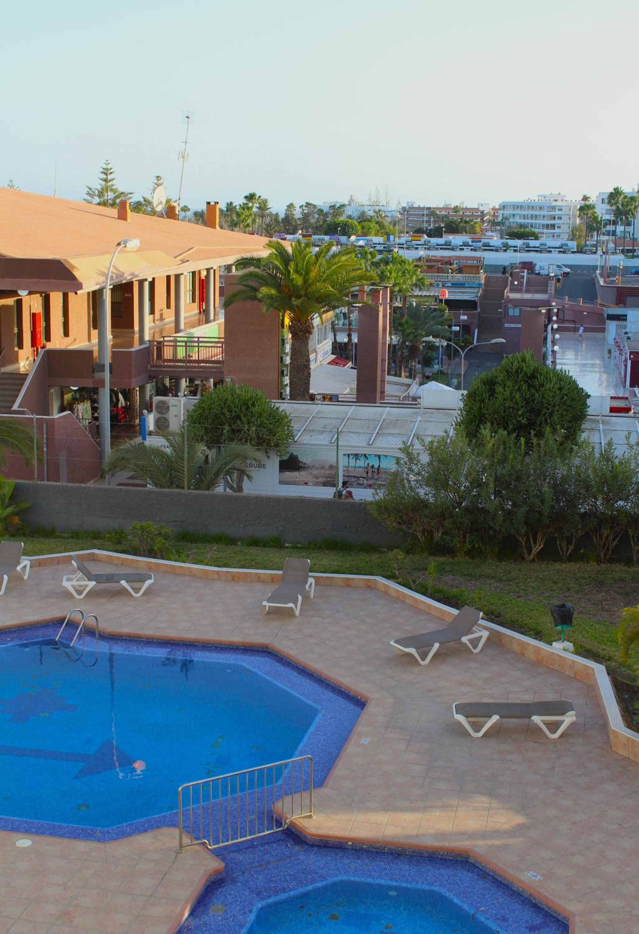 Front YUMBO 2Bedrooms BAYUCA Apartment