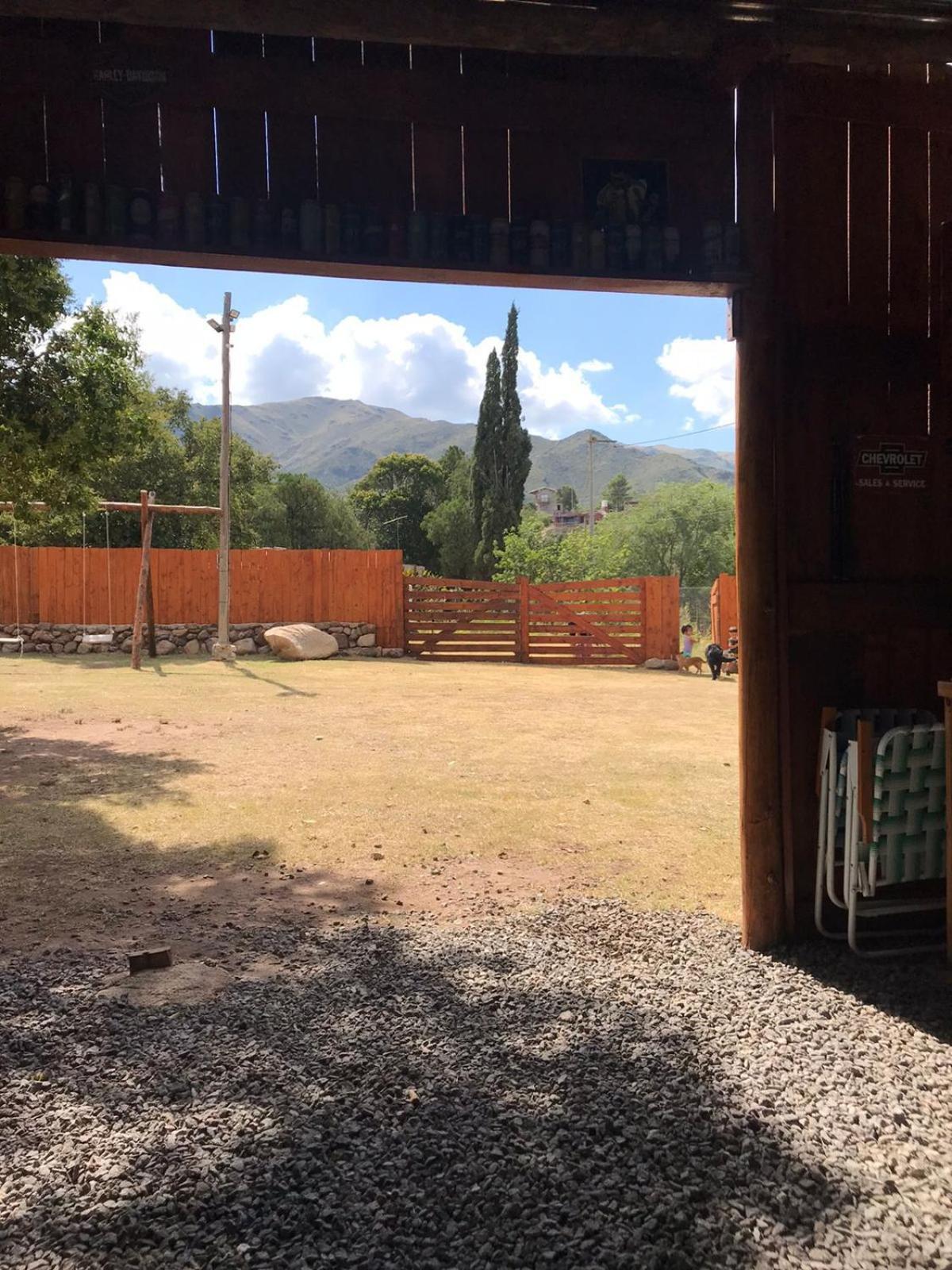 Aquellos Diaz- Cabaña con vista a las Sierras - Pileta - Wifi - Cochera techada - Aceptamos mascotas