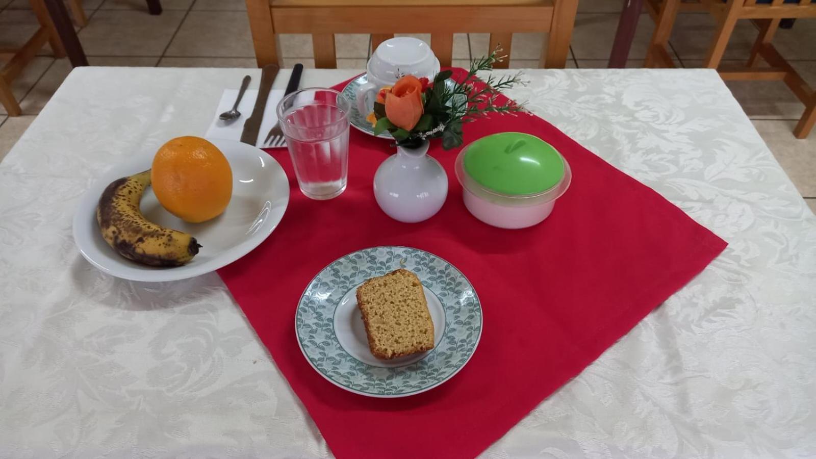 Apartamento triplo 3 camas solteiro no Edifício Verona