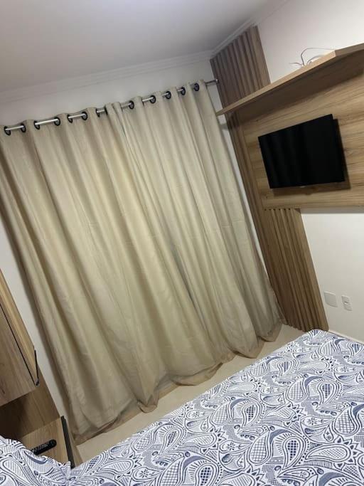 Apt novíssimo pé na areia com vista para o mar