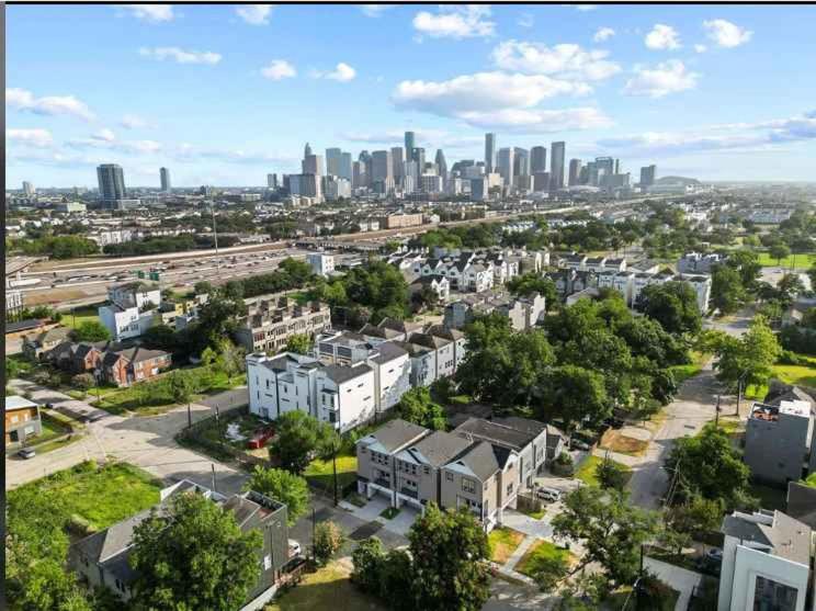 London Dream Stay - Houston view 5