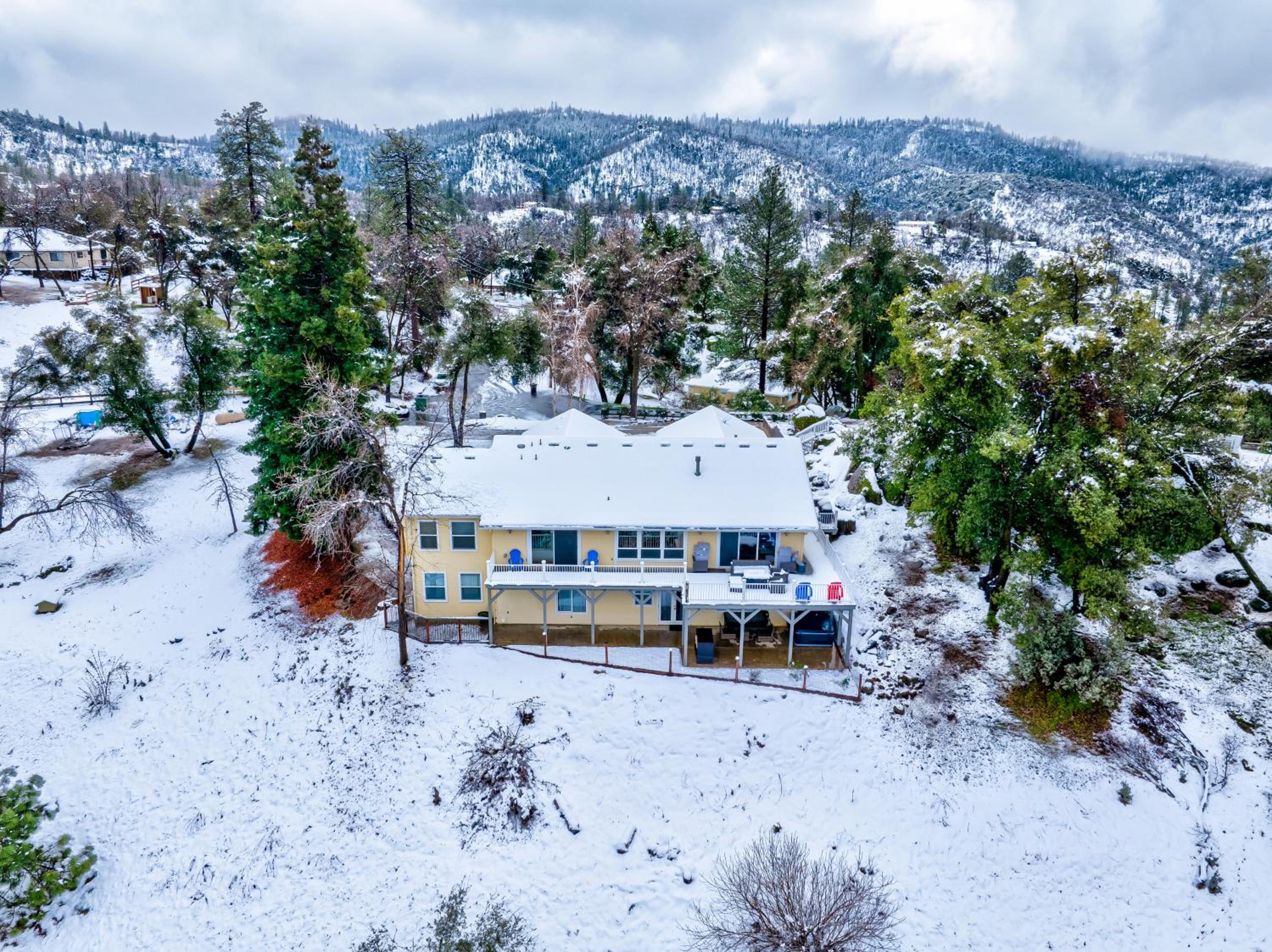 Hotel Yosemite Vista Luxury Dream House With Stunning Views King Bed, Level 2 Electric Vehicle Smart Station, Hot Tub, Games And Fire Pit, Perfect For Multi