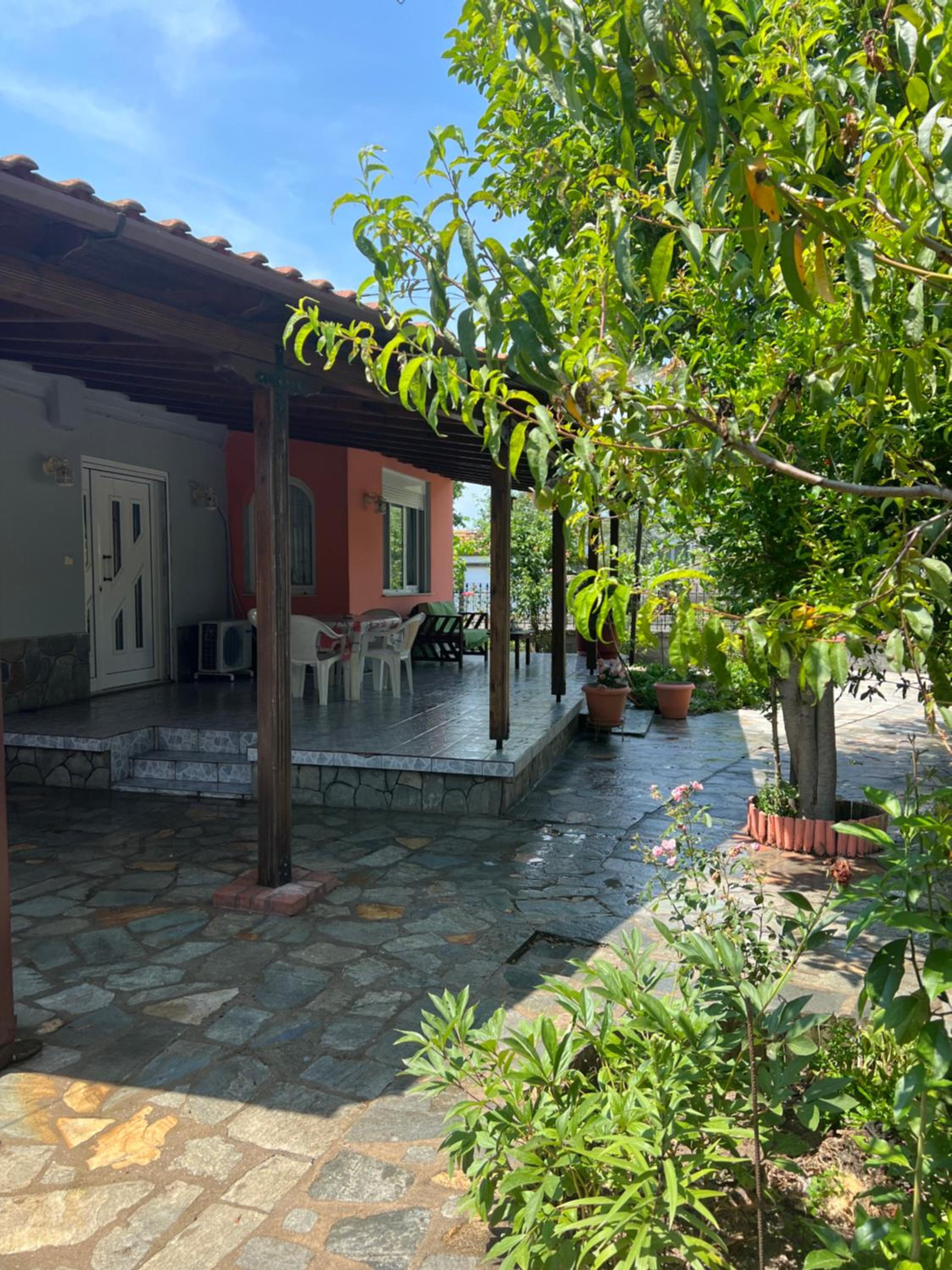 Monastiraki Villa