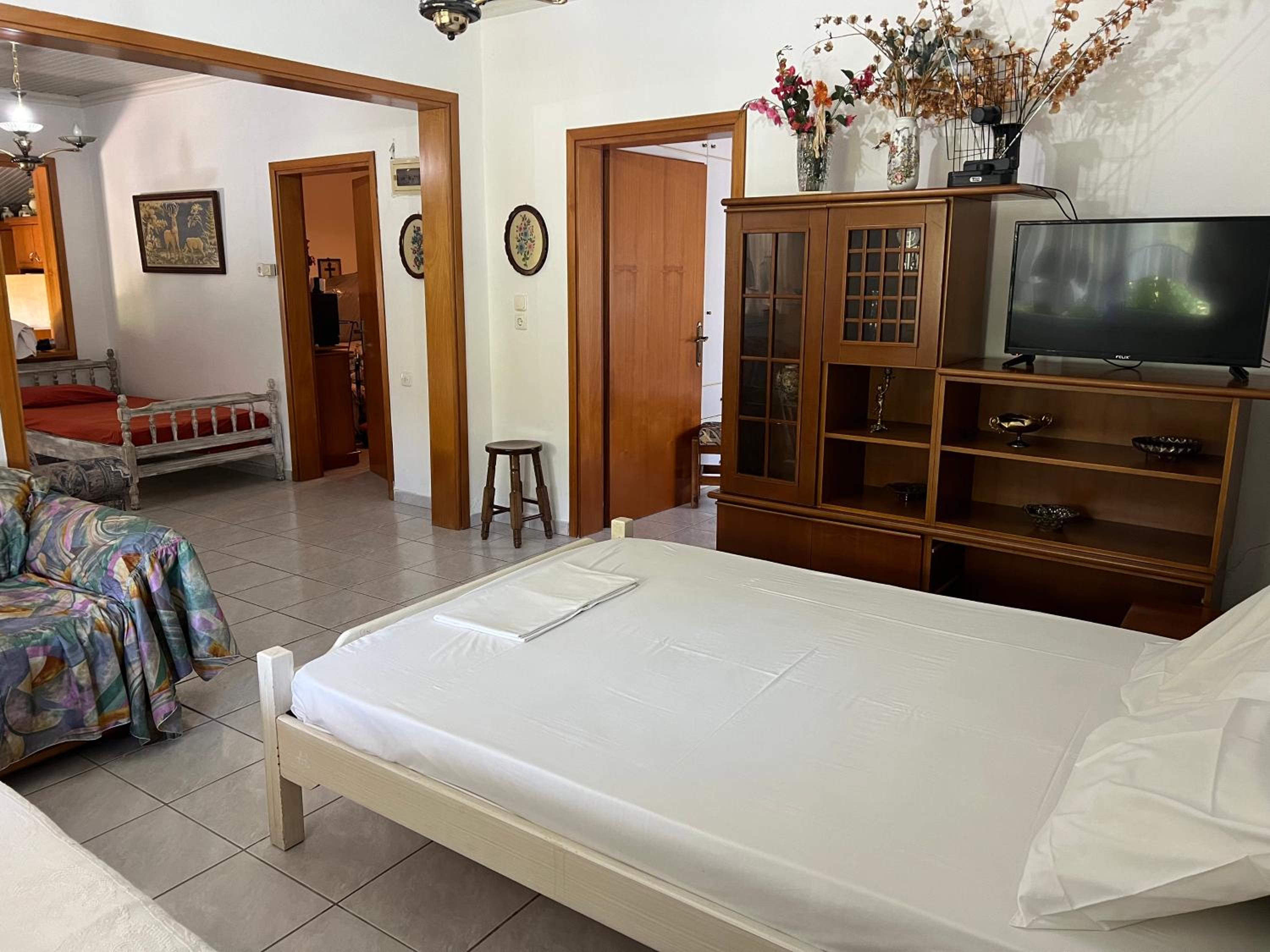 Monastiraki Villa