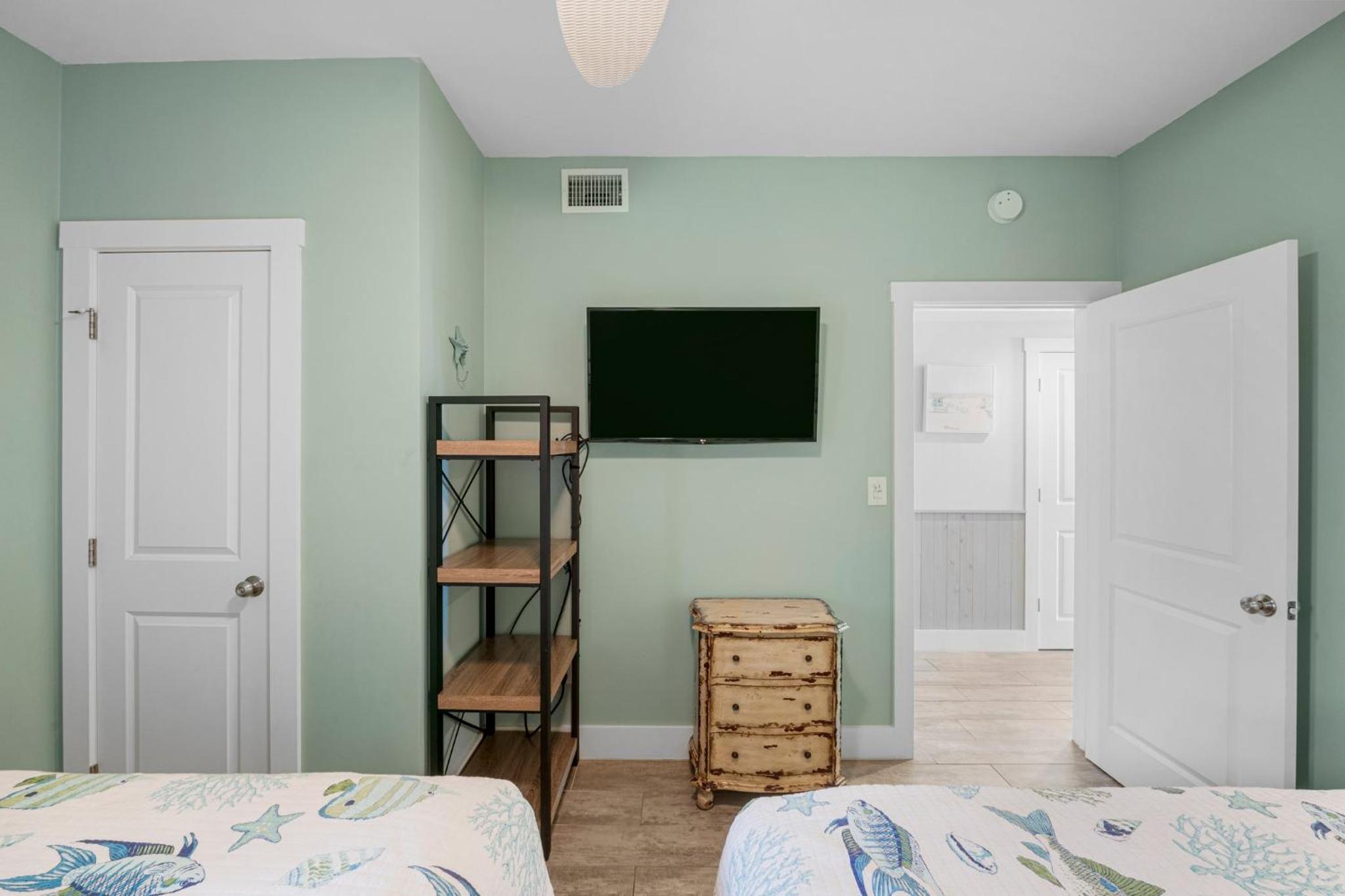 HP 21W Gulf Front Condo by 30A Escapes