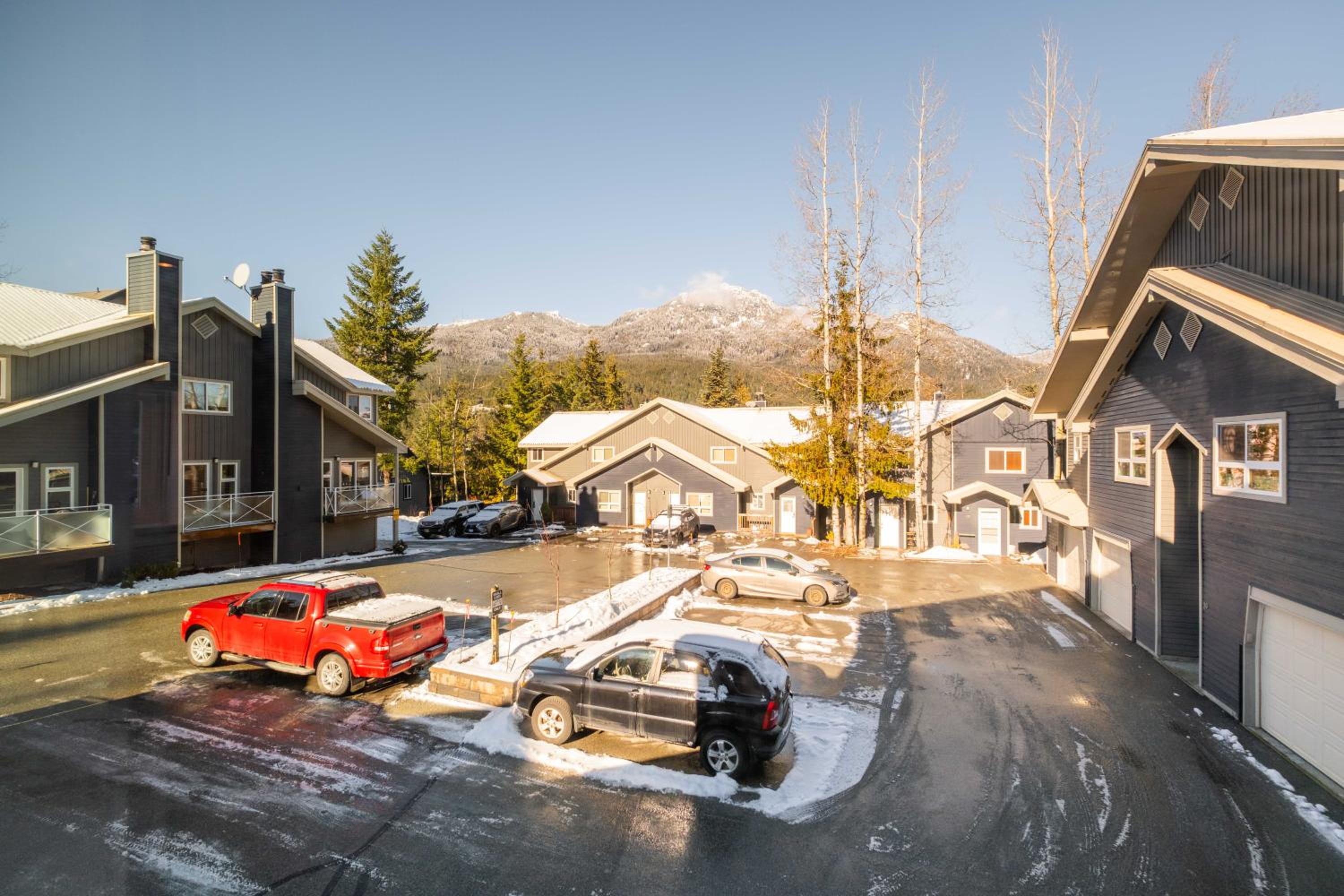 Gondola Heights by Outpost Whistler - Image 3