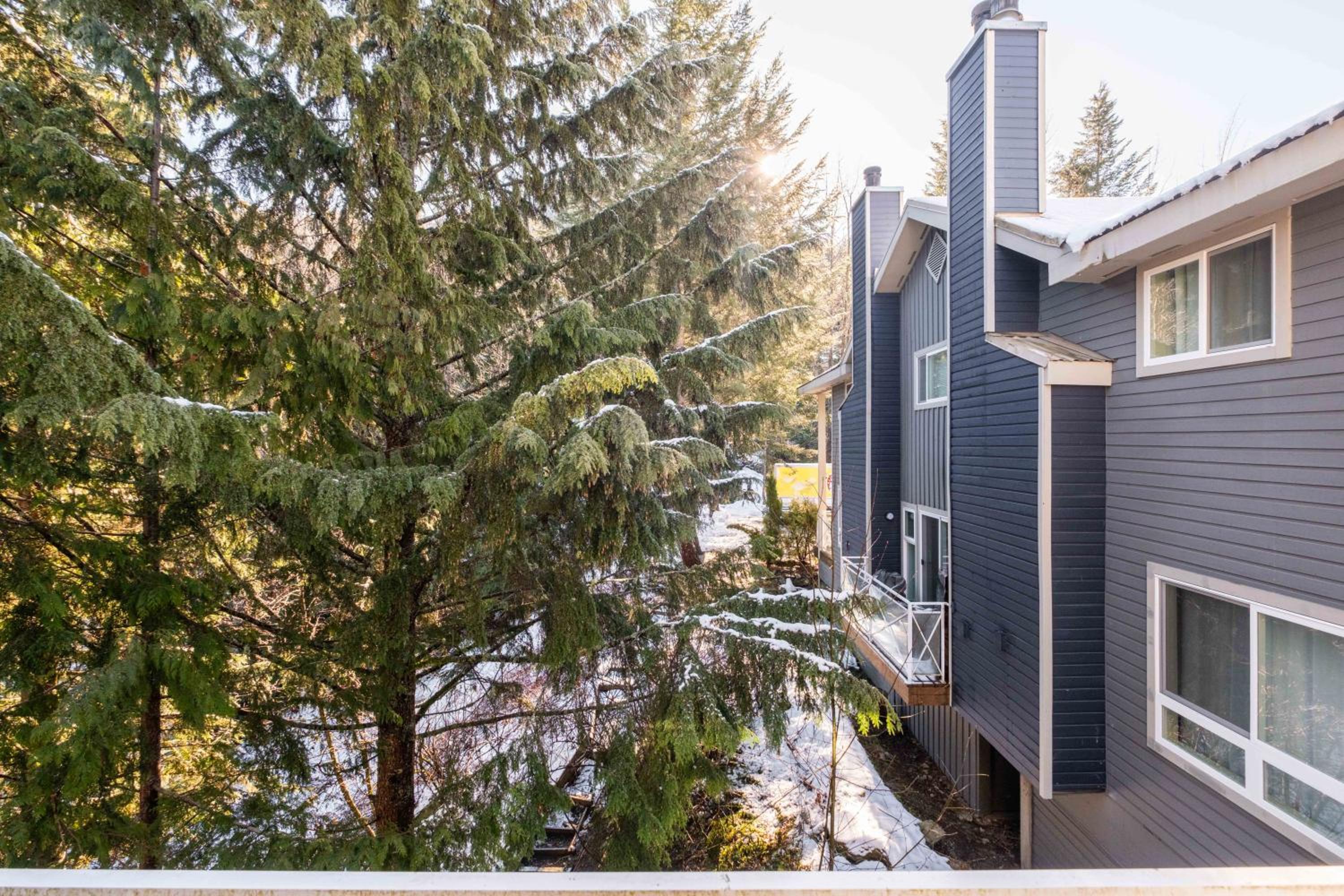 Gondola Heights by Outpost Whistler - Image 1