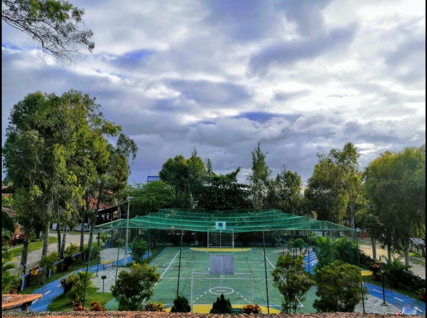 Casa Bela visão no condominio Chacara Bariloche Gravatá PE