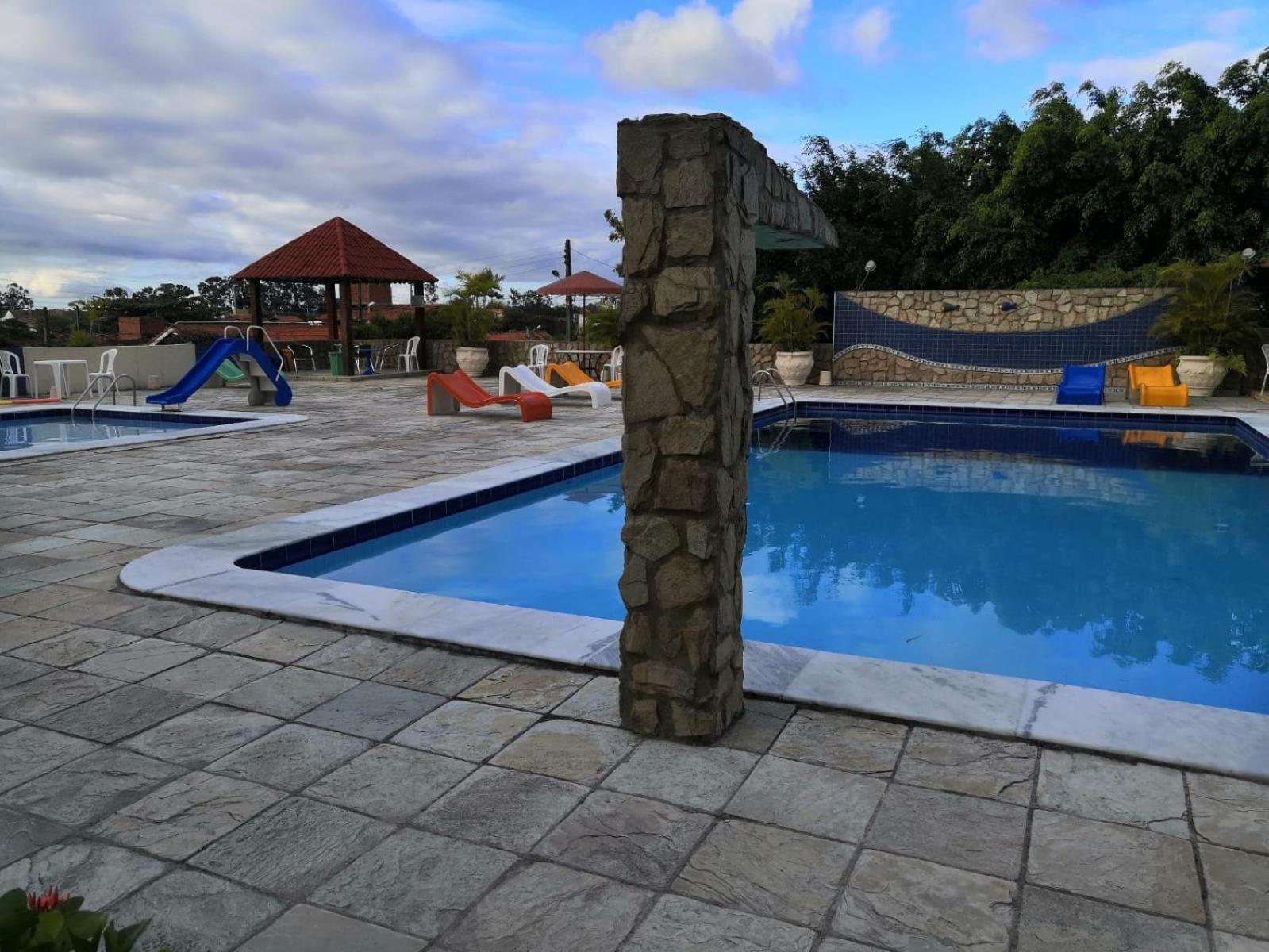 Casa Bela visão no condominio Chacara Bariloche Gravatá PE