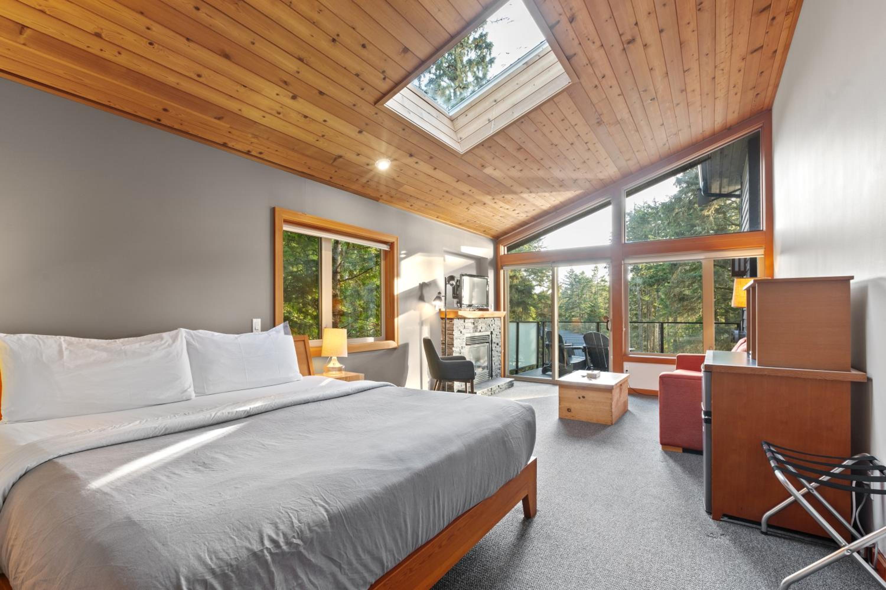 The Cabins at Terrace Beach