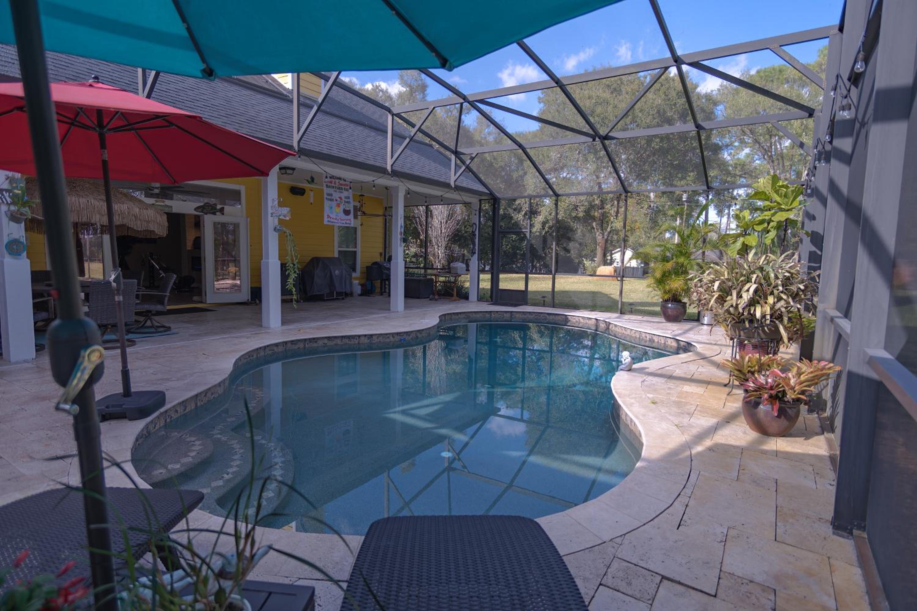 Paradise in a country setting 1100 sq ft apartment view 2