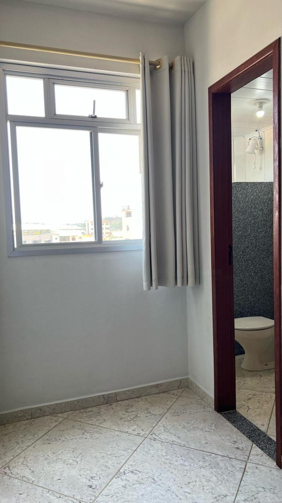 Apartamento sem vista ao mar, à 15 metros da praia de Piúma